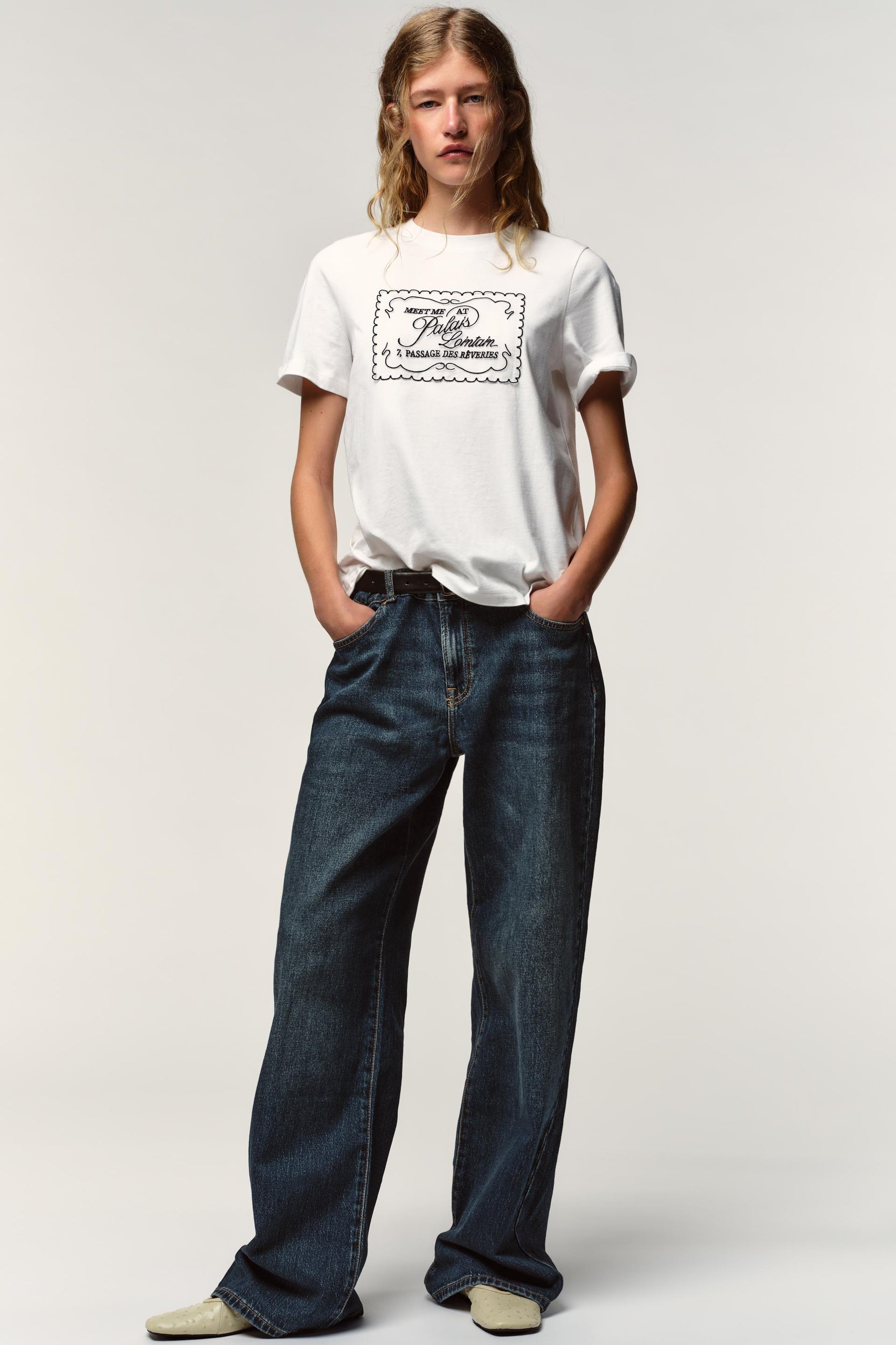 Organza-T-Shirt mit Slogan