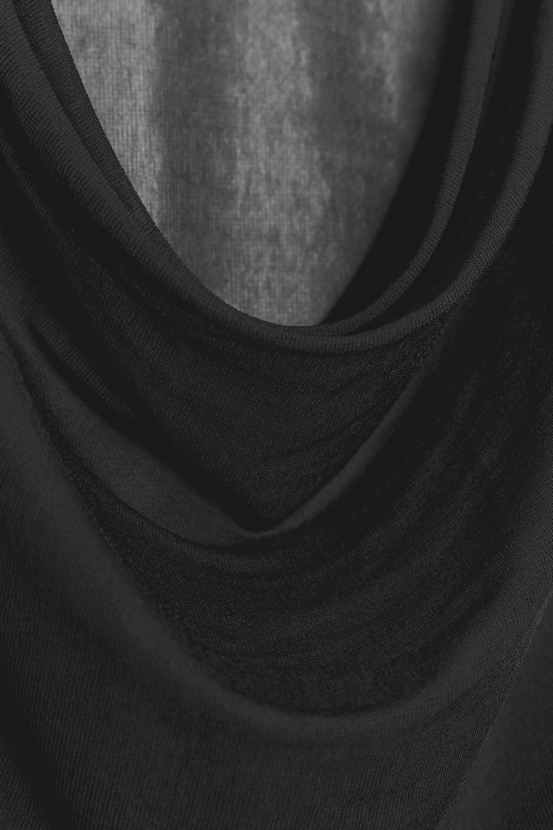 T-Shirt mit drapiertem Rücken