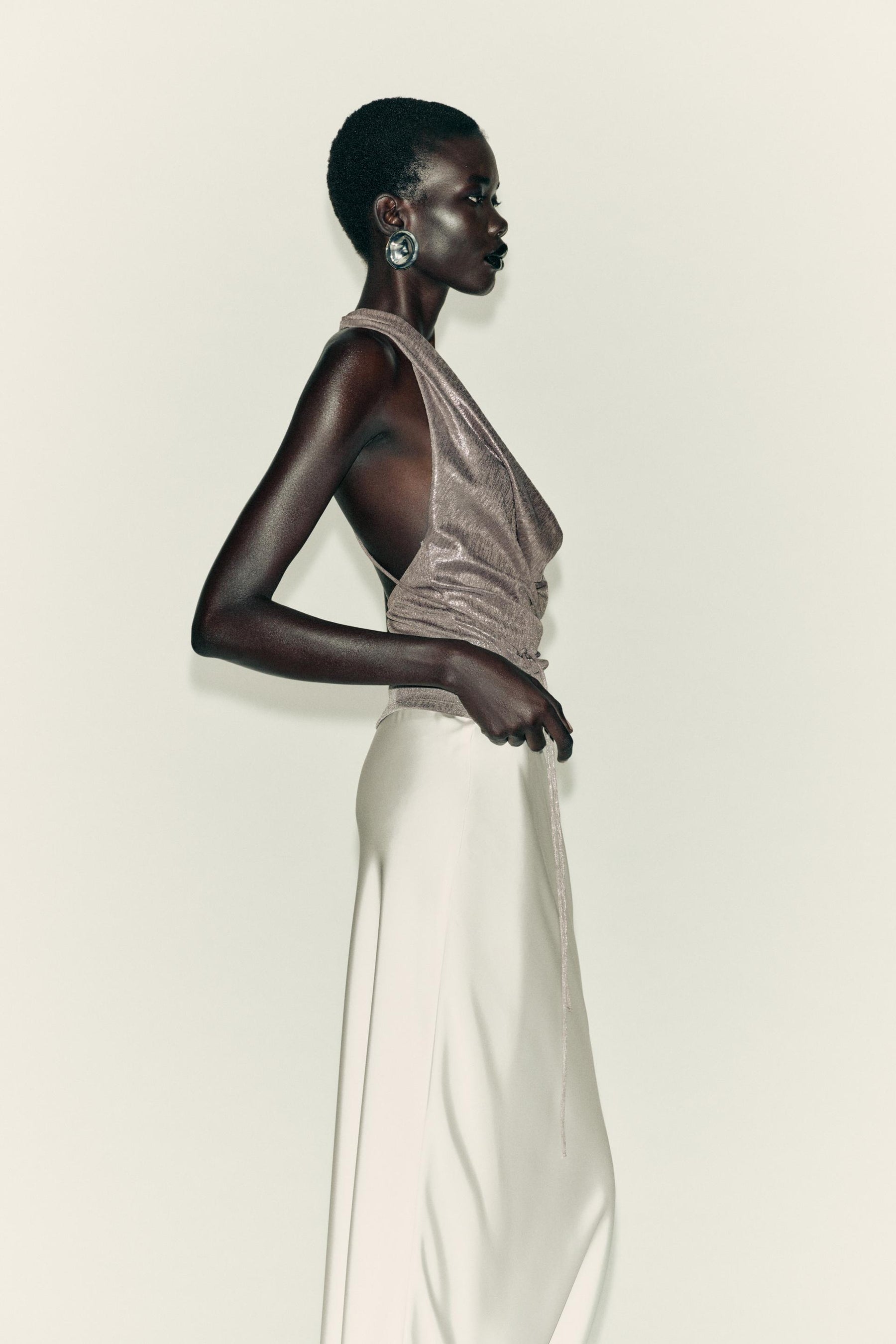 Drapiertes Neckholderhemd