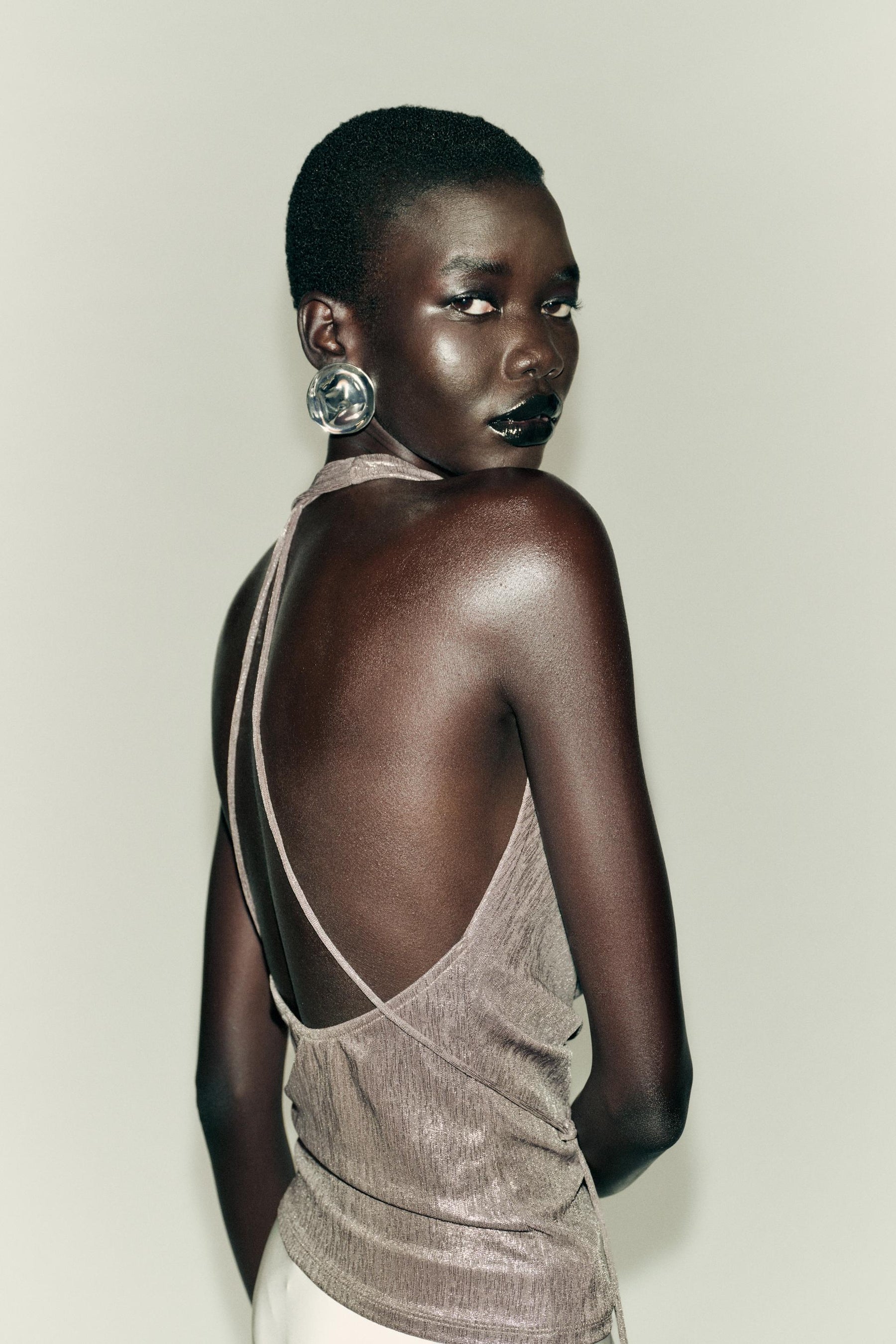 Drapiertes Neckholderhemd