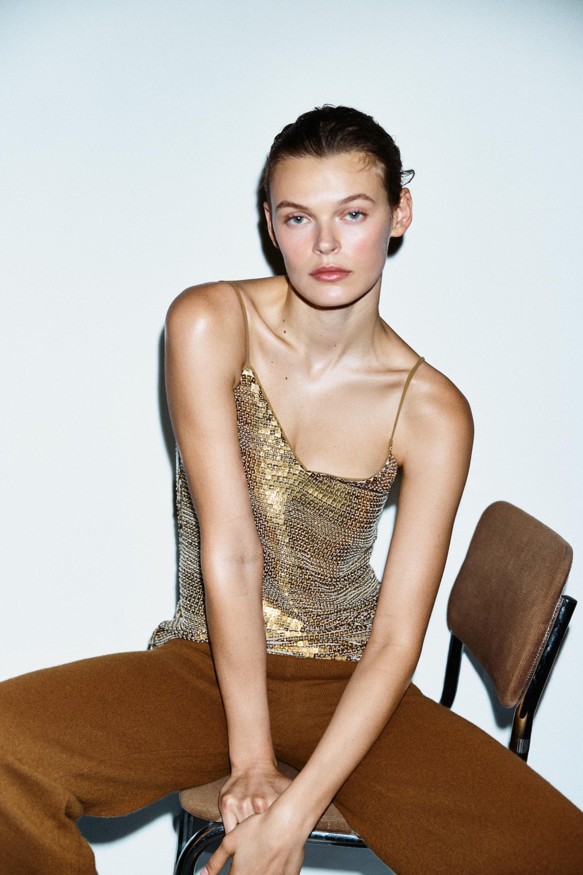 Paillettenbesetztes, perlenbesetztes Trägertop