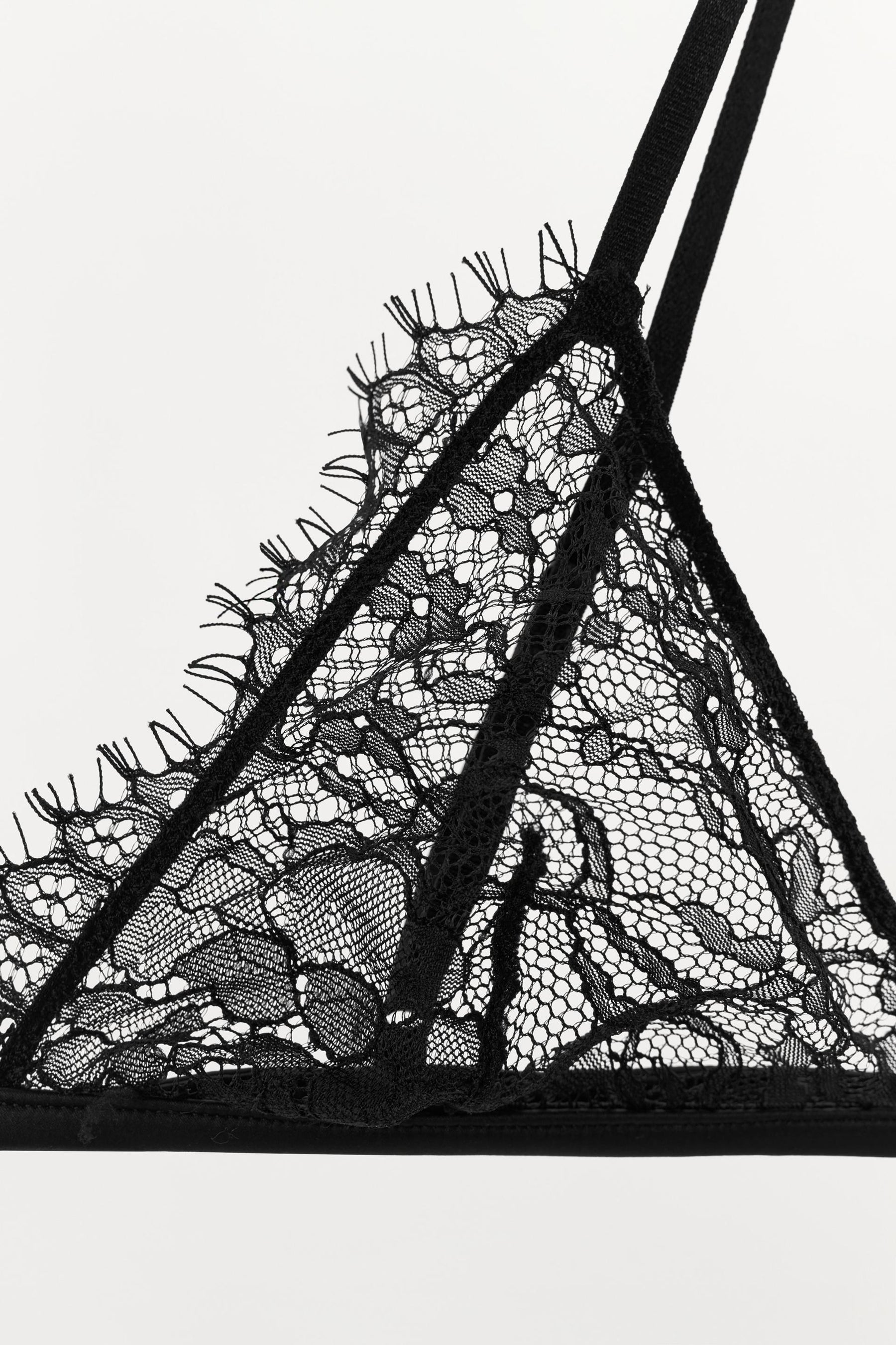 Dreieckiger Spitzen-BH