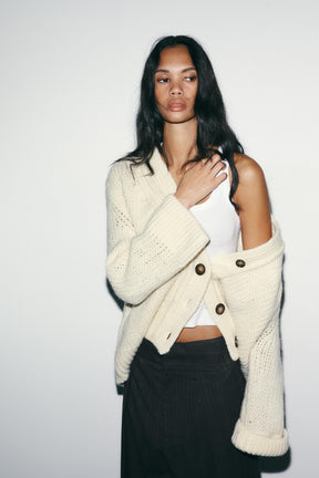 Faltenhose mit Streifen