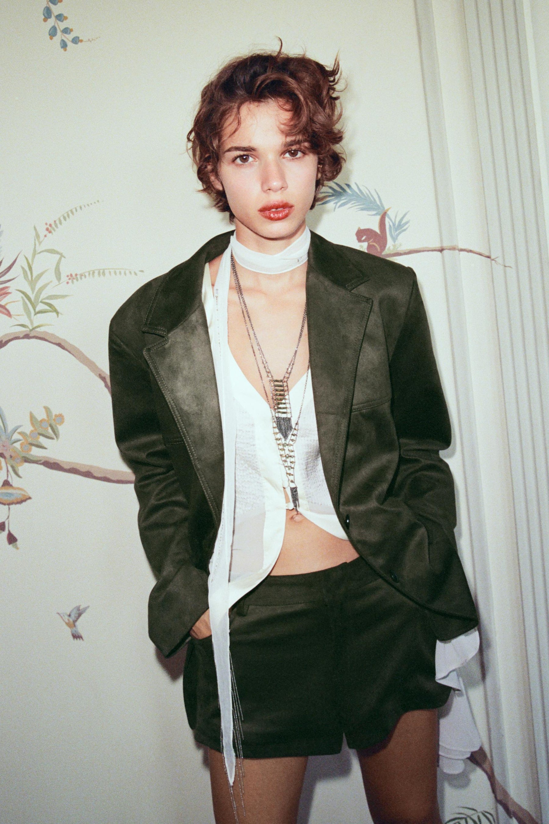 Mini-Shorts in Wildlederoptik