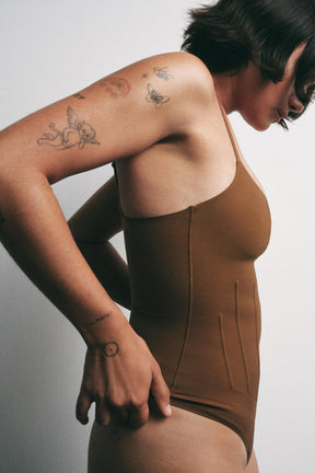 Shapewear aus Polyamid-Mischgewebe