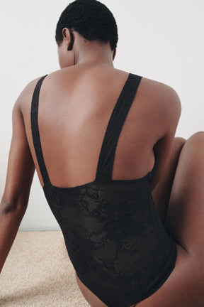 POLYAMID-SPITZENBody