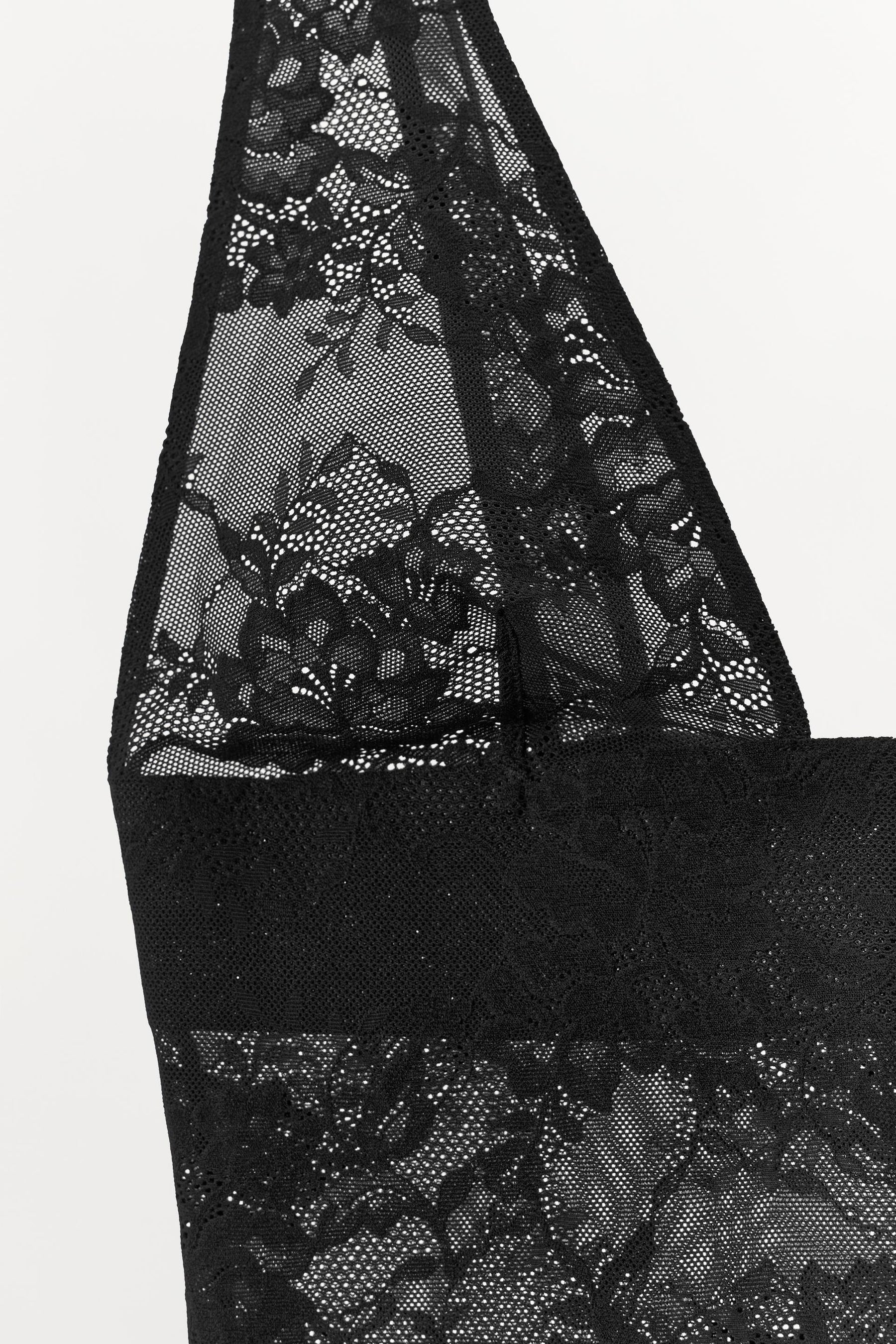 POLYAMID-SPITZENBody