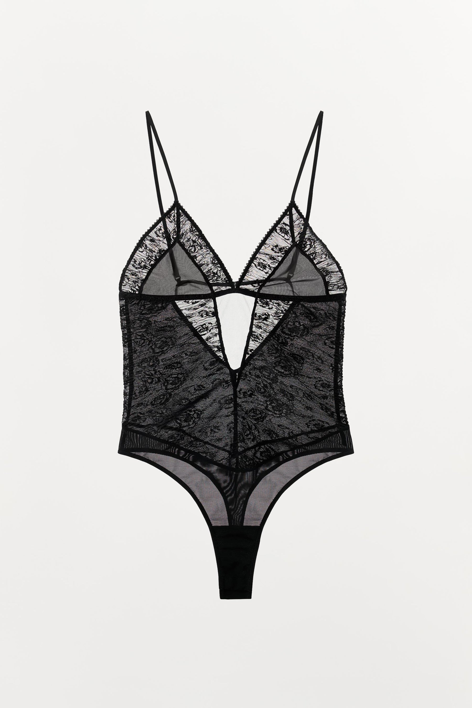 Plissierte Spitzenblumenstickerei