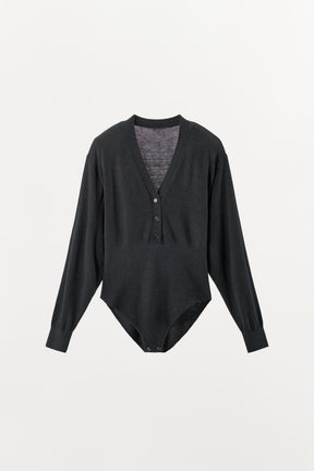 Strickbody mit Polstern