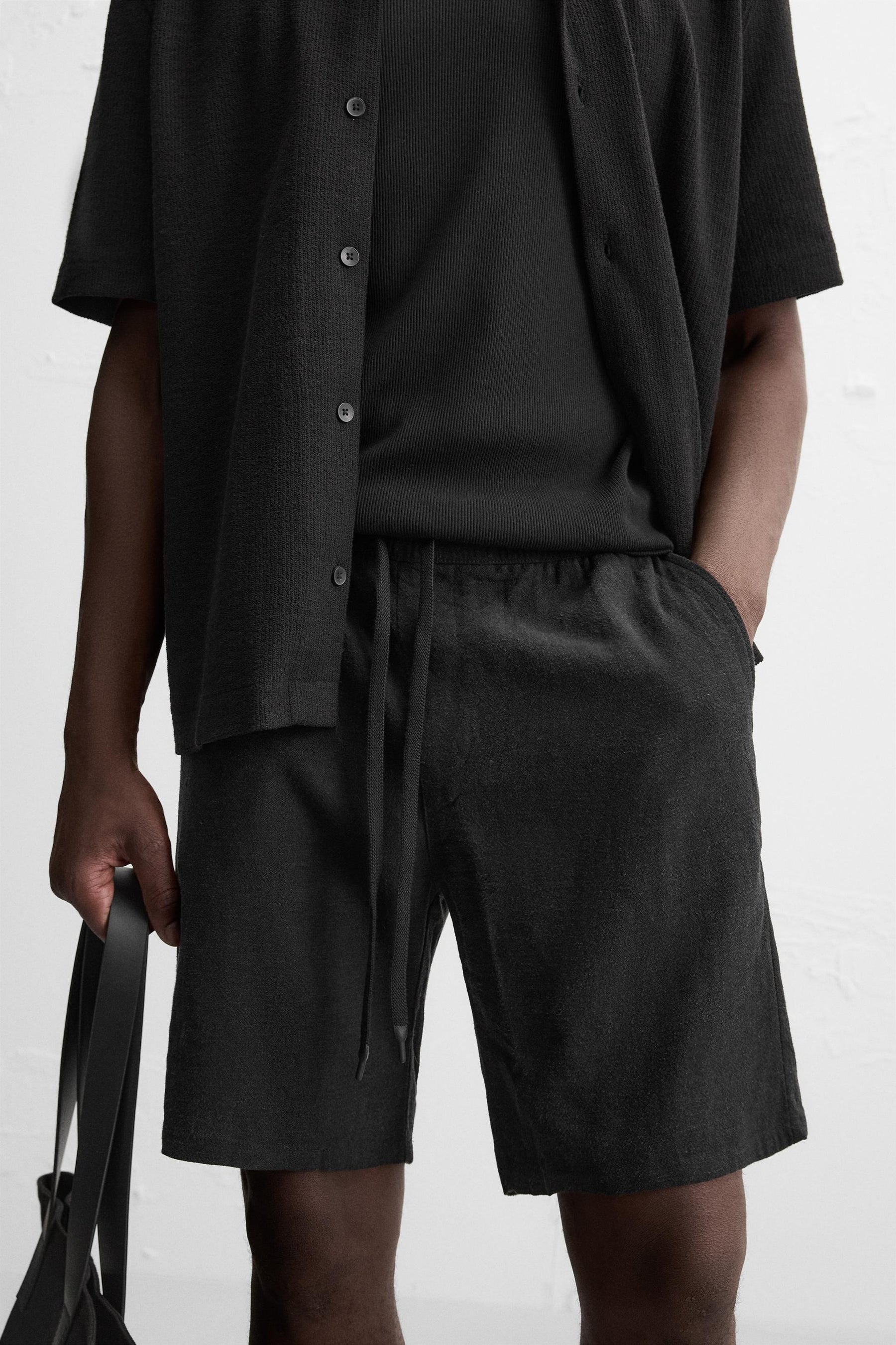 LINEN - VISCOSE BERMUDA SHORTS - Image 5