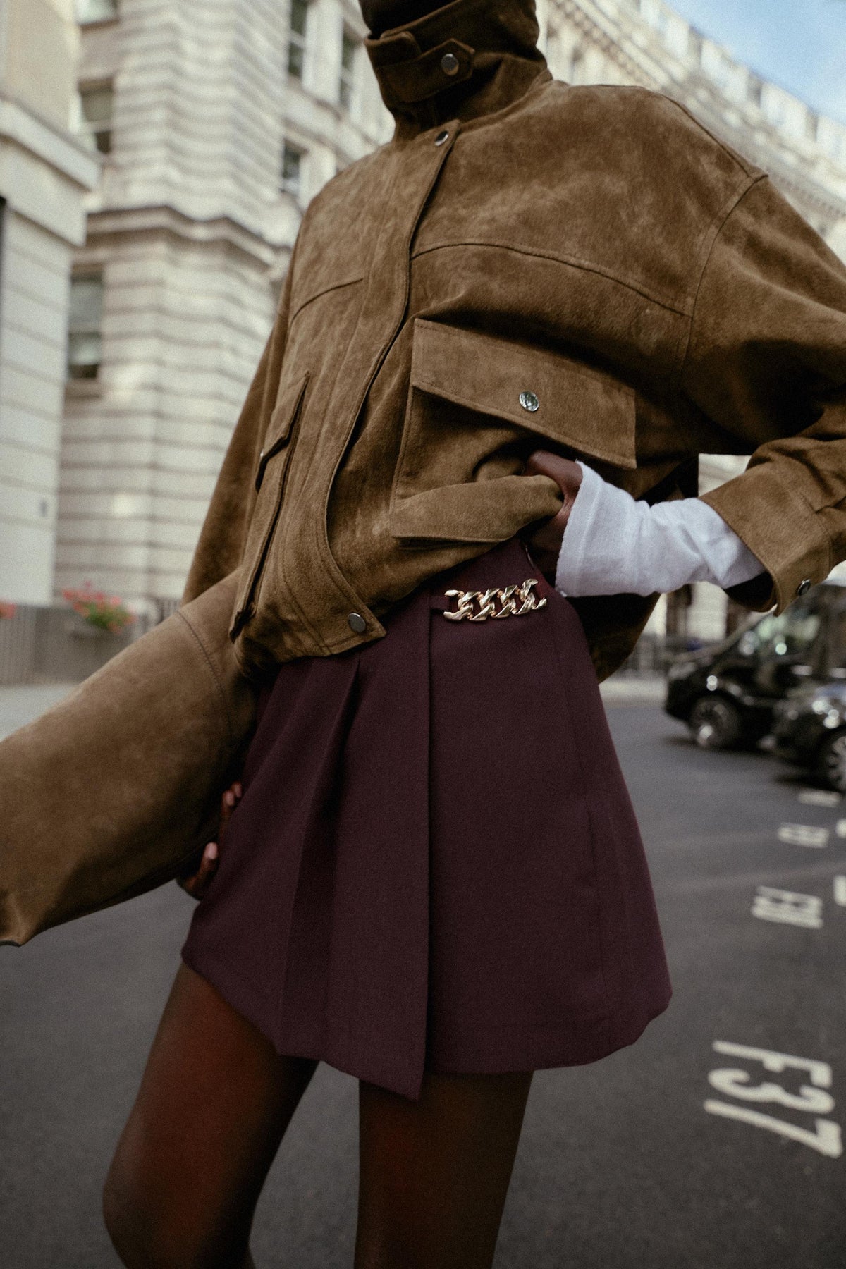 Plissierte Kettenshorts