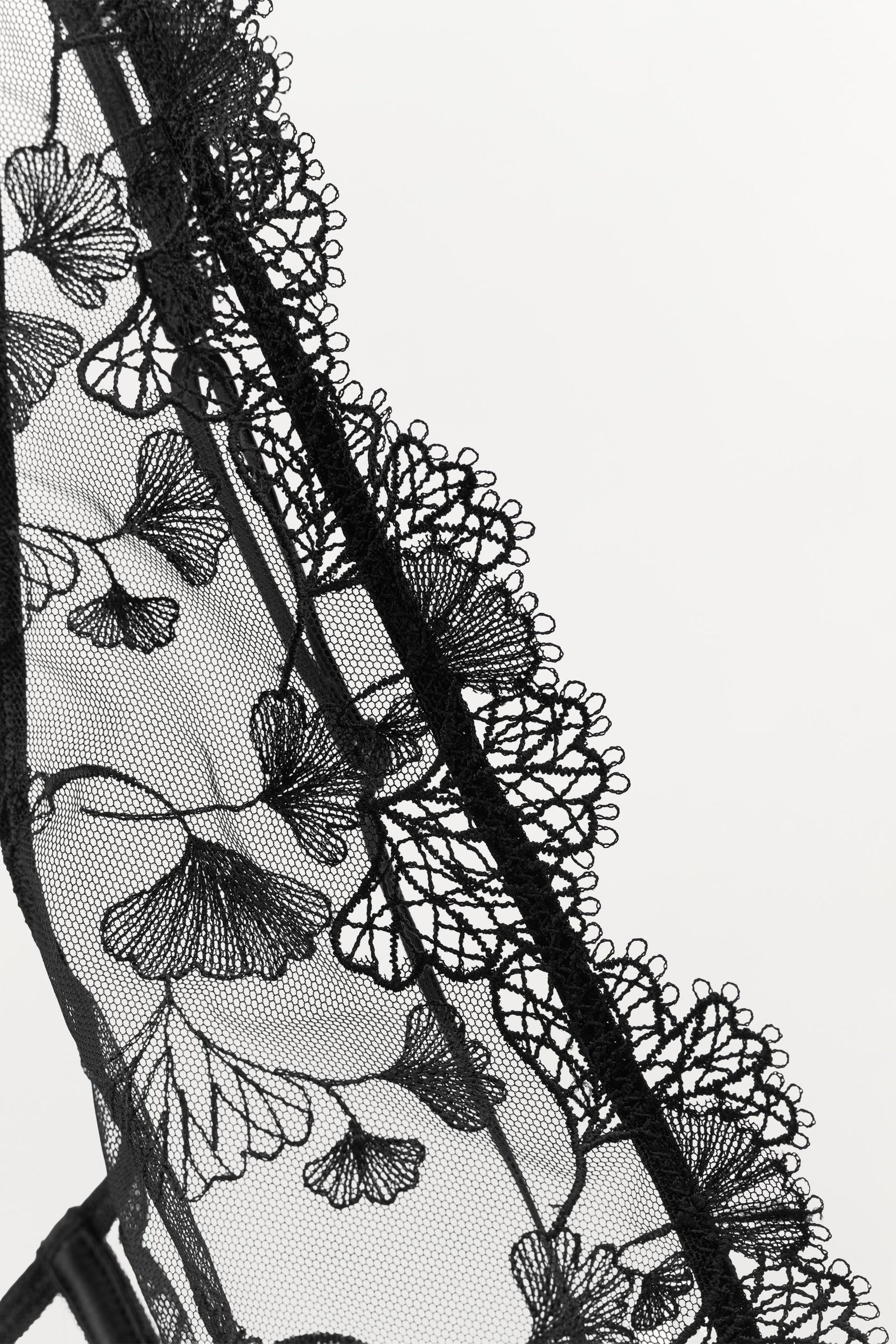 Bügel-BH aus Spitze