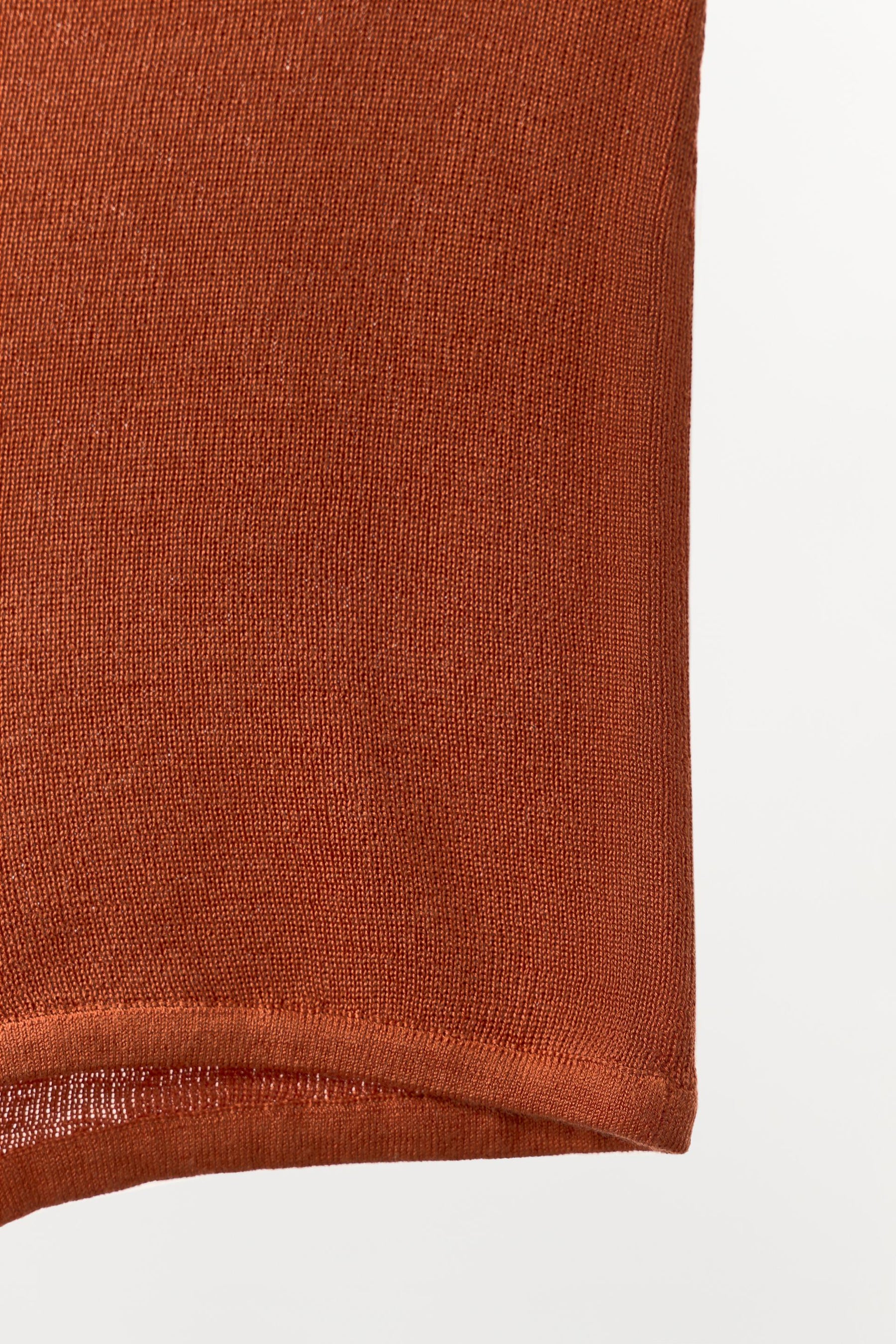 Nahtlose Seidenshorts