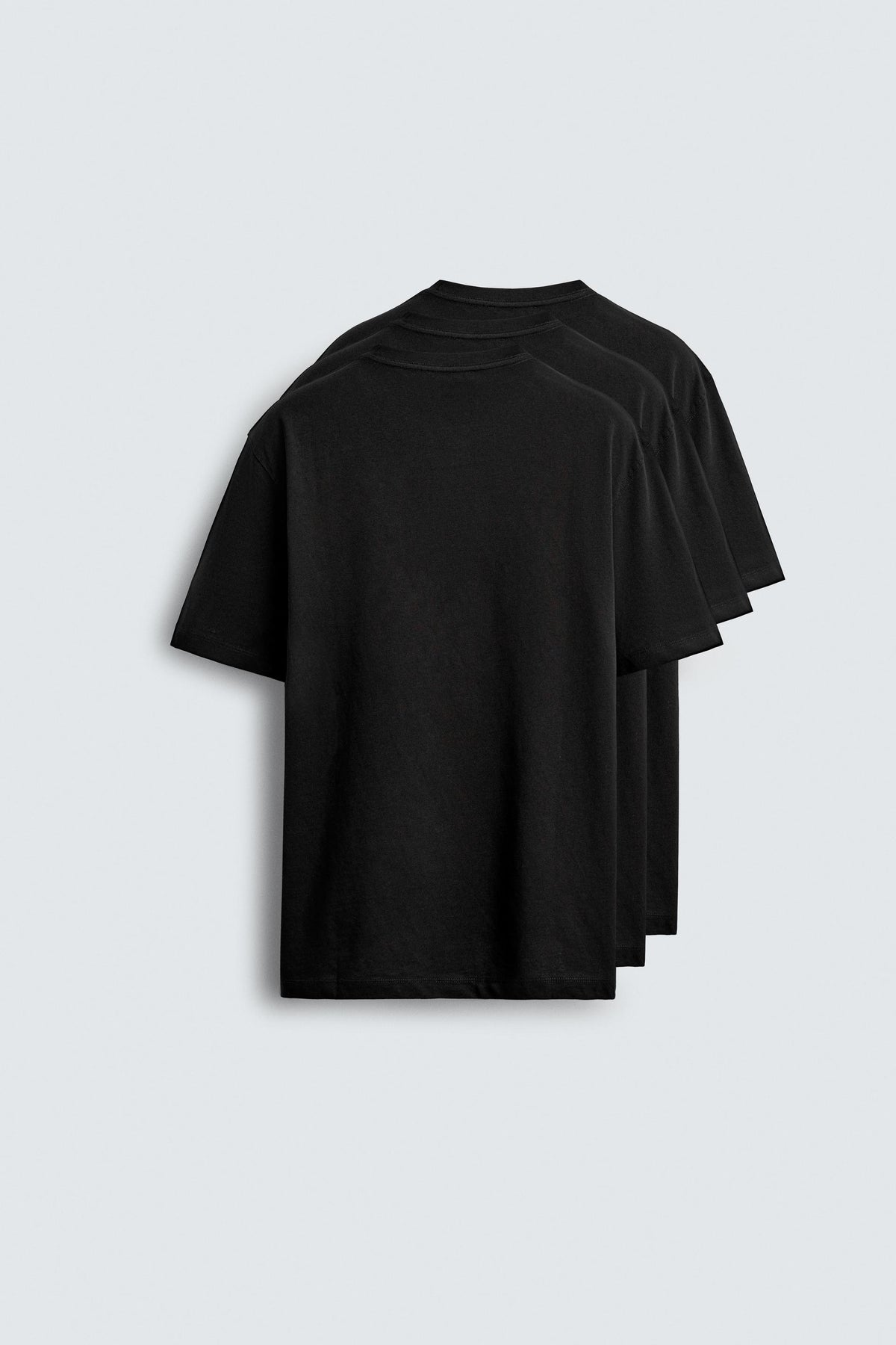 3-PACK OF BASIC MEDIUM WEIGHT T-SHIRTS - Image 1
