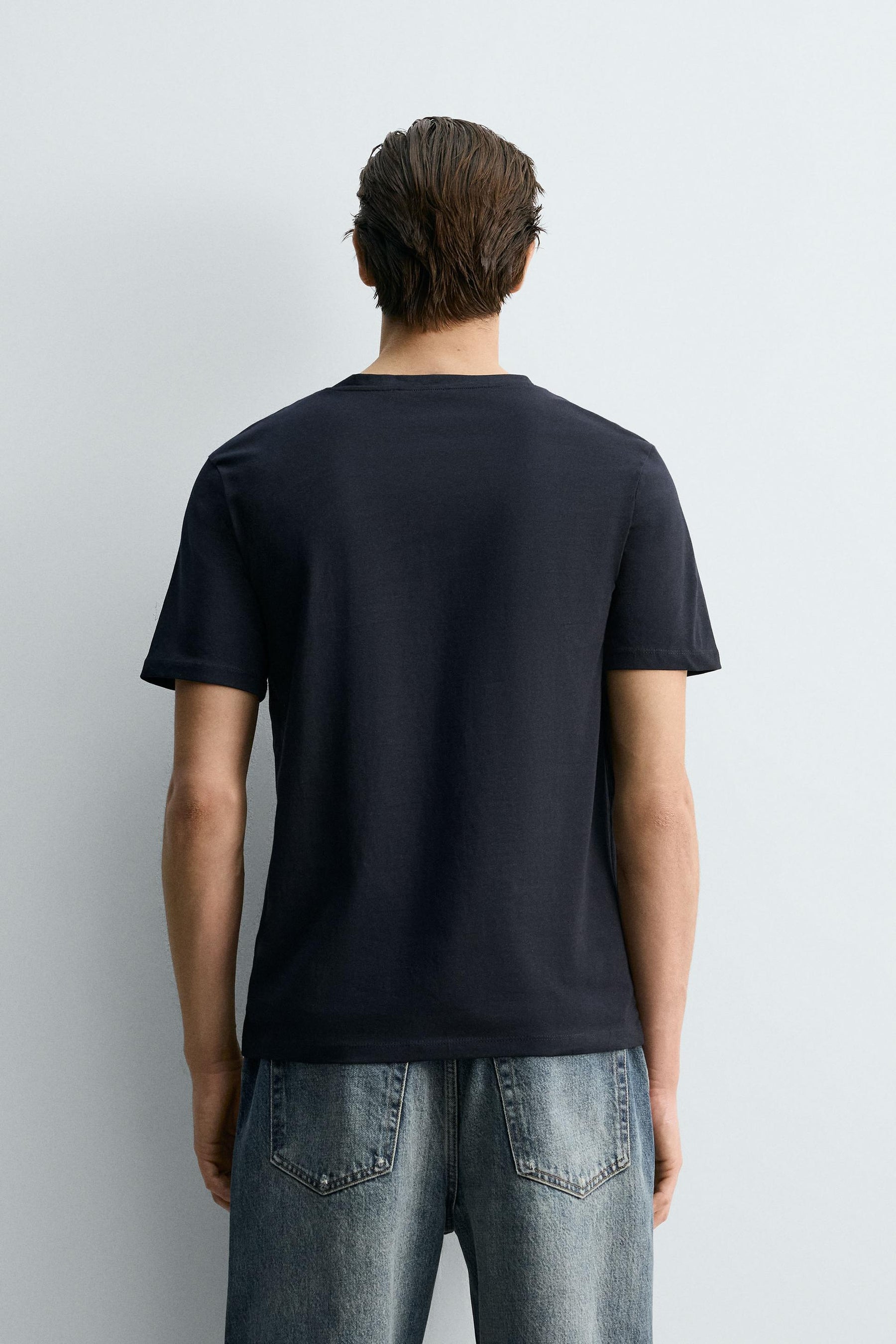 BASIC SLIM FIT T-SHIRT - Image 3