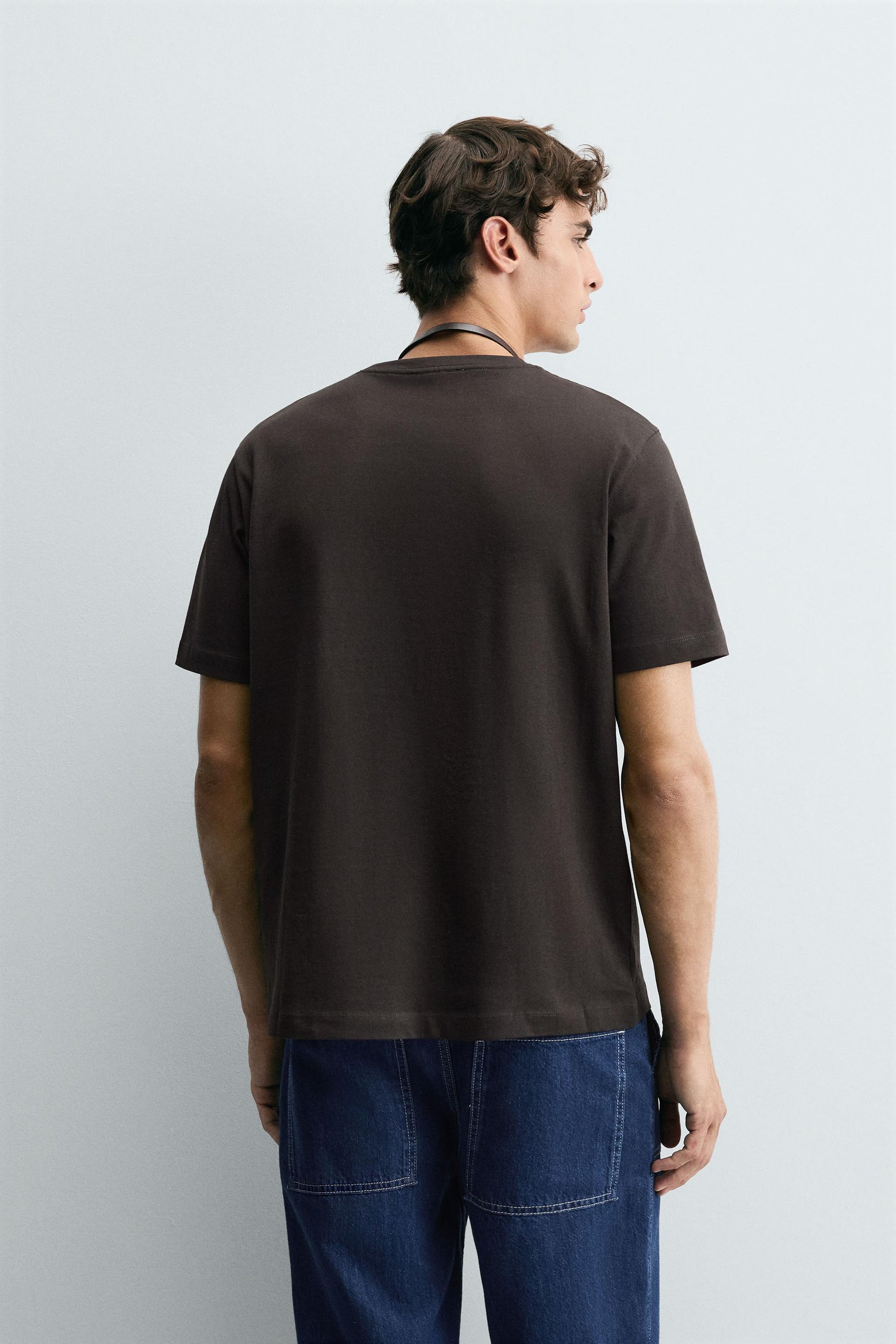 BASIC MEDIUM WEIGHT T-SHIRT - Image 3
