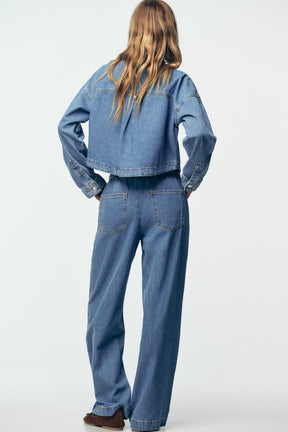 Jogginghosen mit weitem Bein 