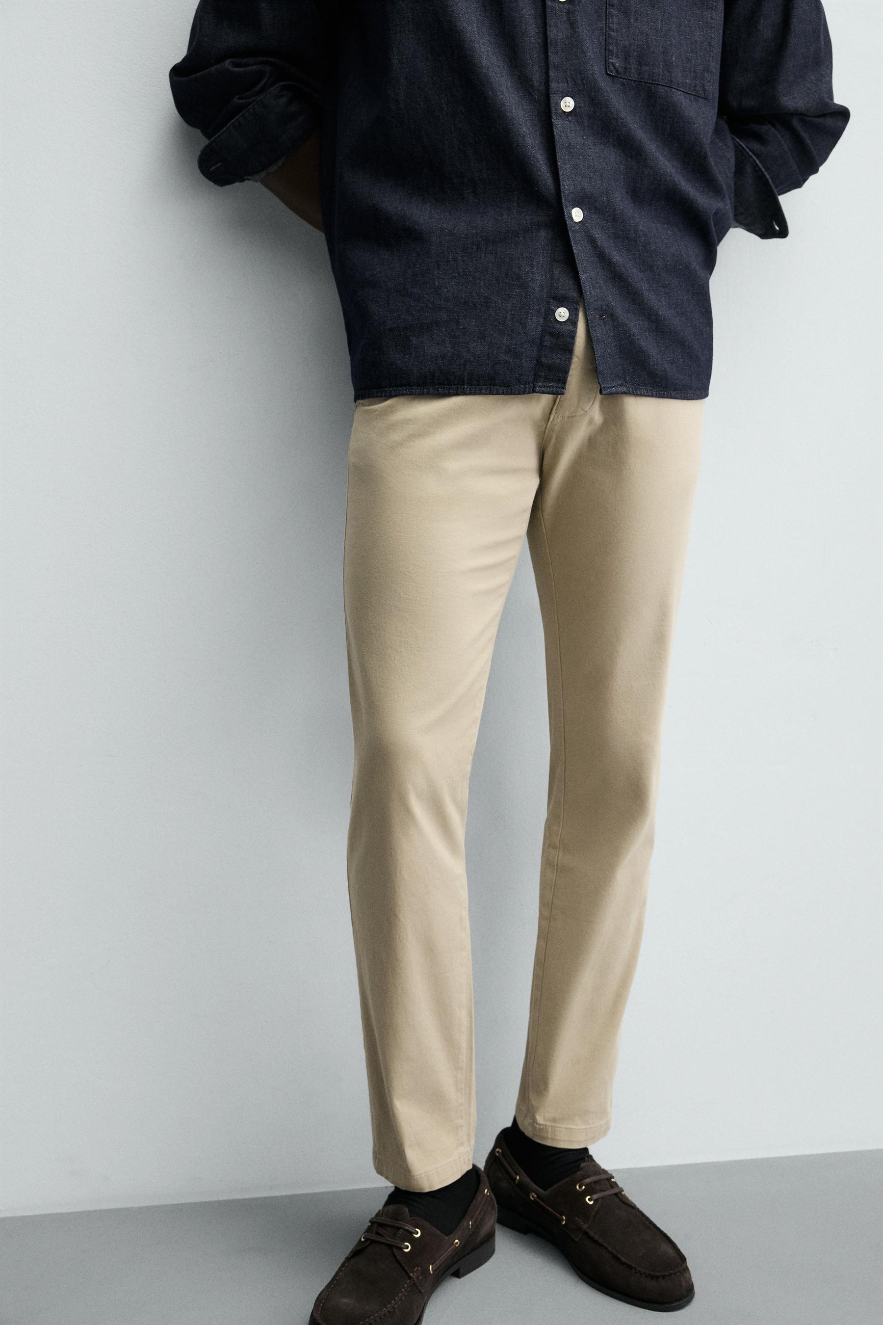 SKINNY FIT CHINO TROUSERS - Image 5