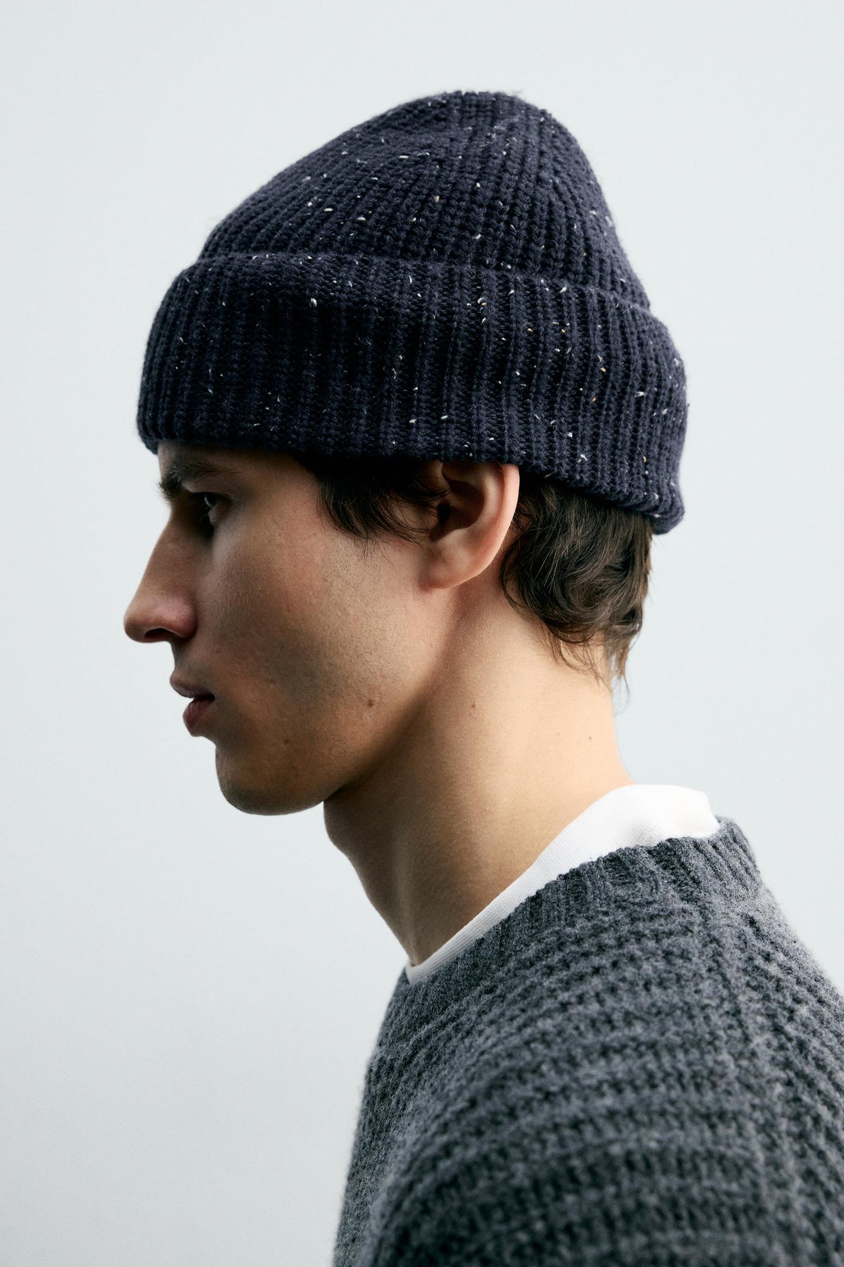 TEXTURED KNIT HAT WITH BOBBLES - Image 2