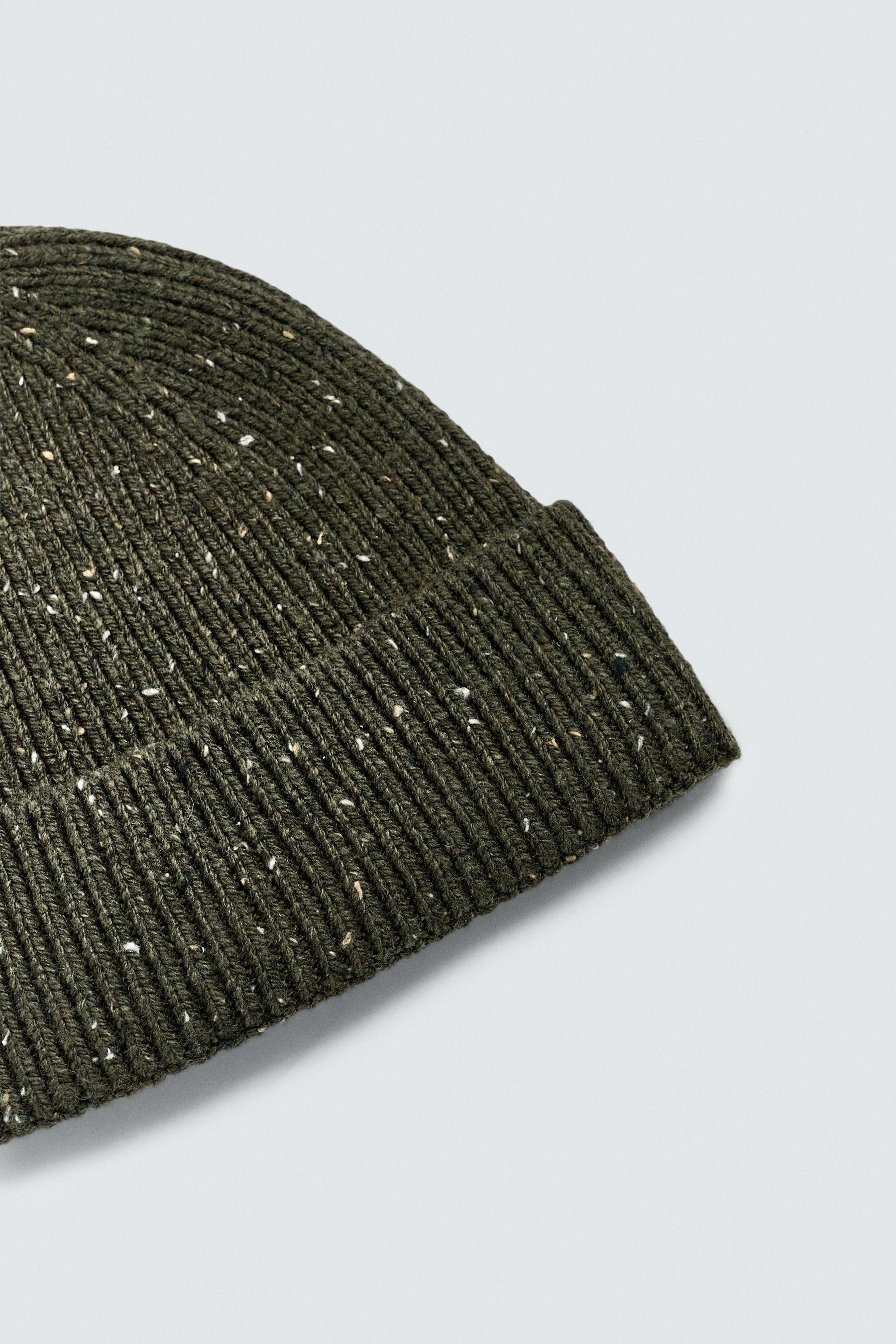 SHORT TEXTURED BEANIE - Image 6