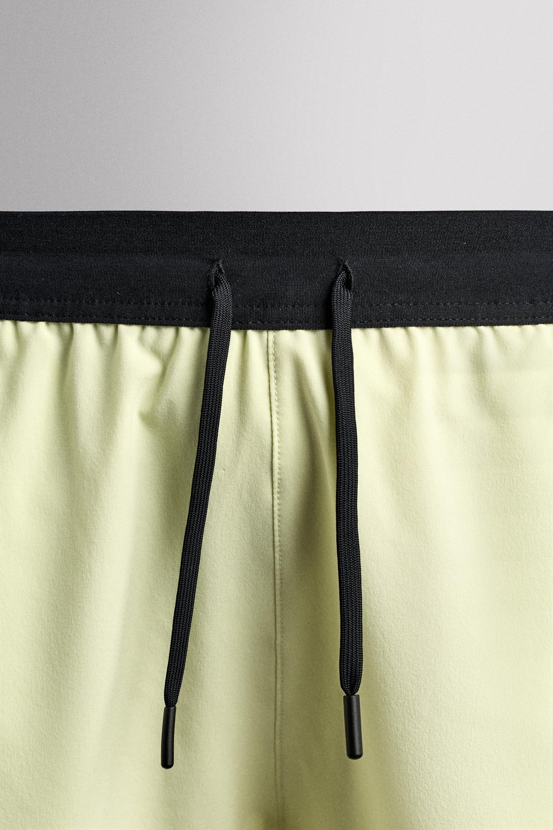 BASIC TRAINING SHORTS - Image 8