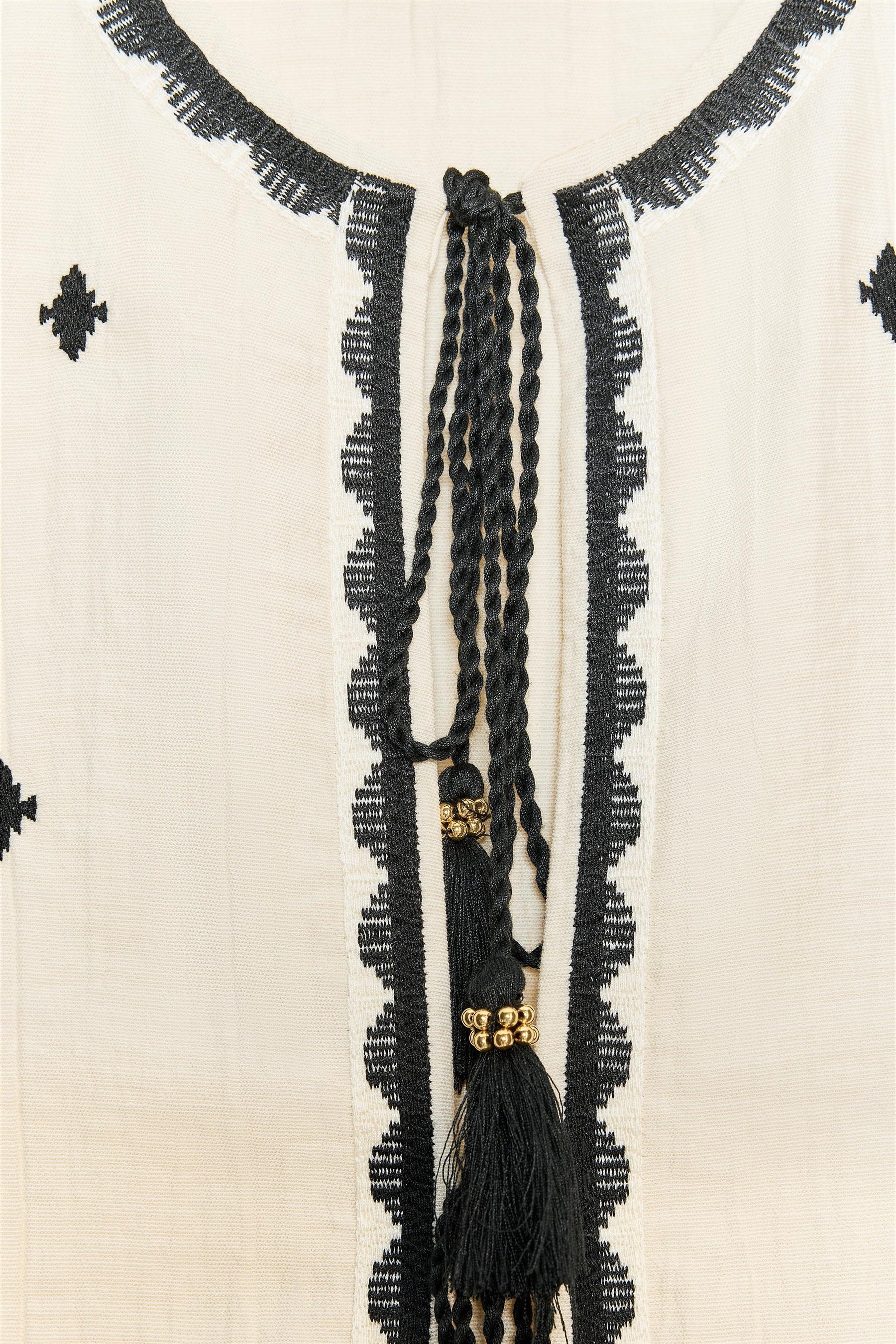 TASSEL EMBROIDERED GILET - Image 7