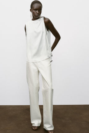 Oberteil mit Satinschleife