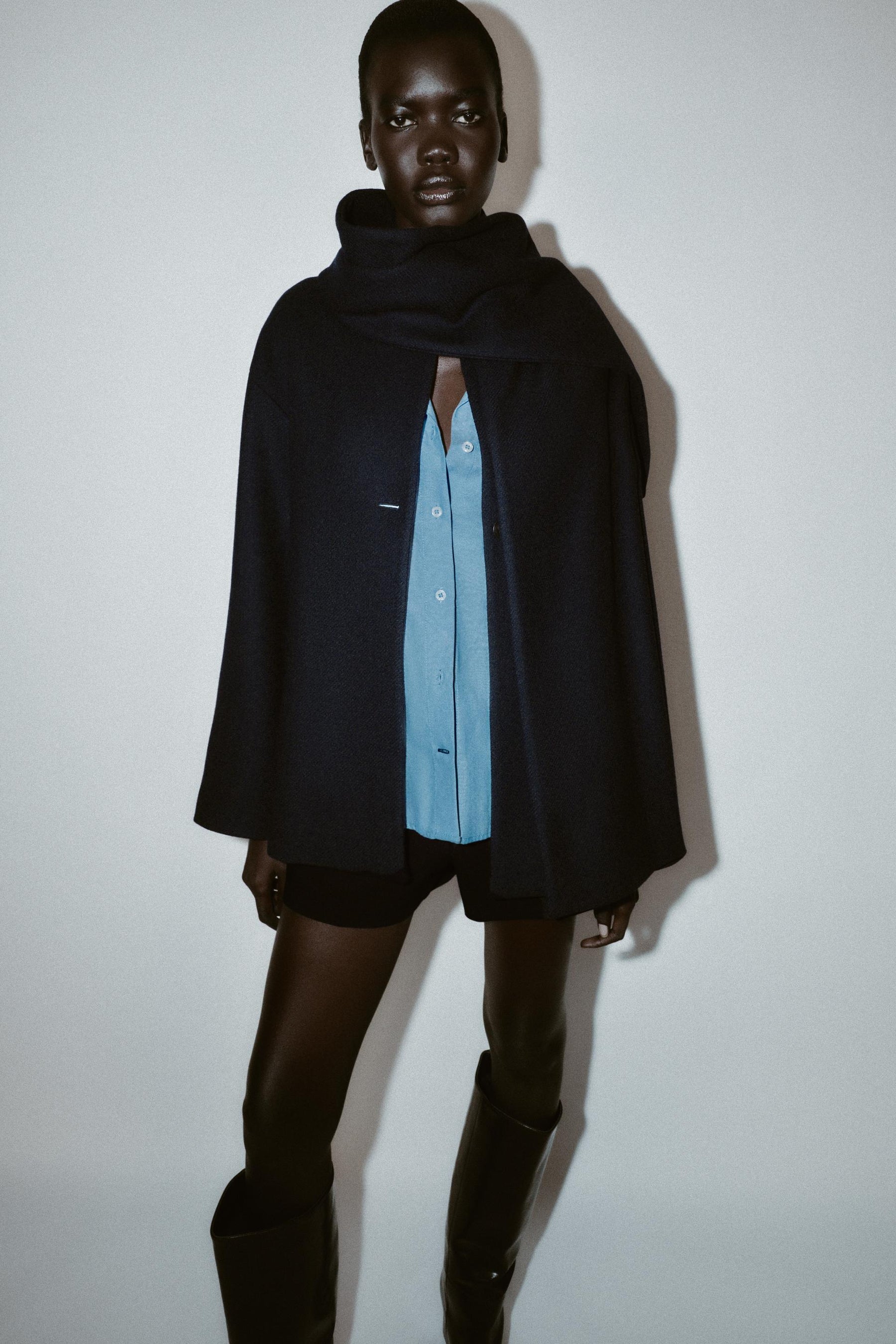 Wollmantel mit Schal