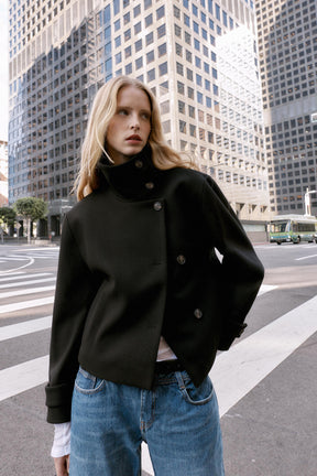 Mantel mit hohem Kragen 