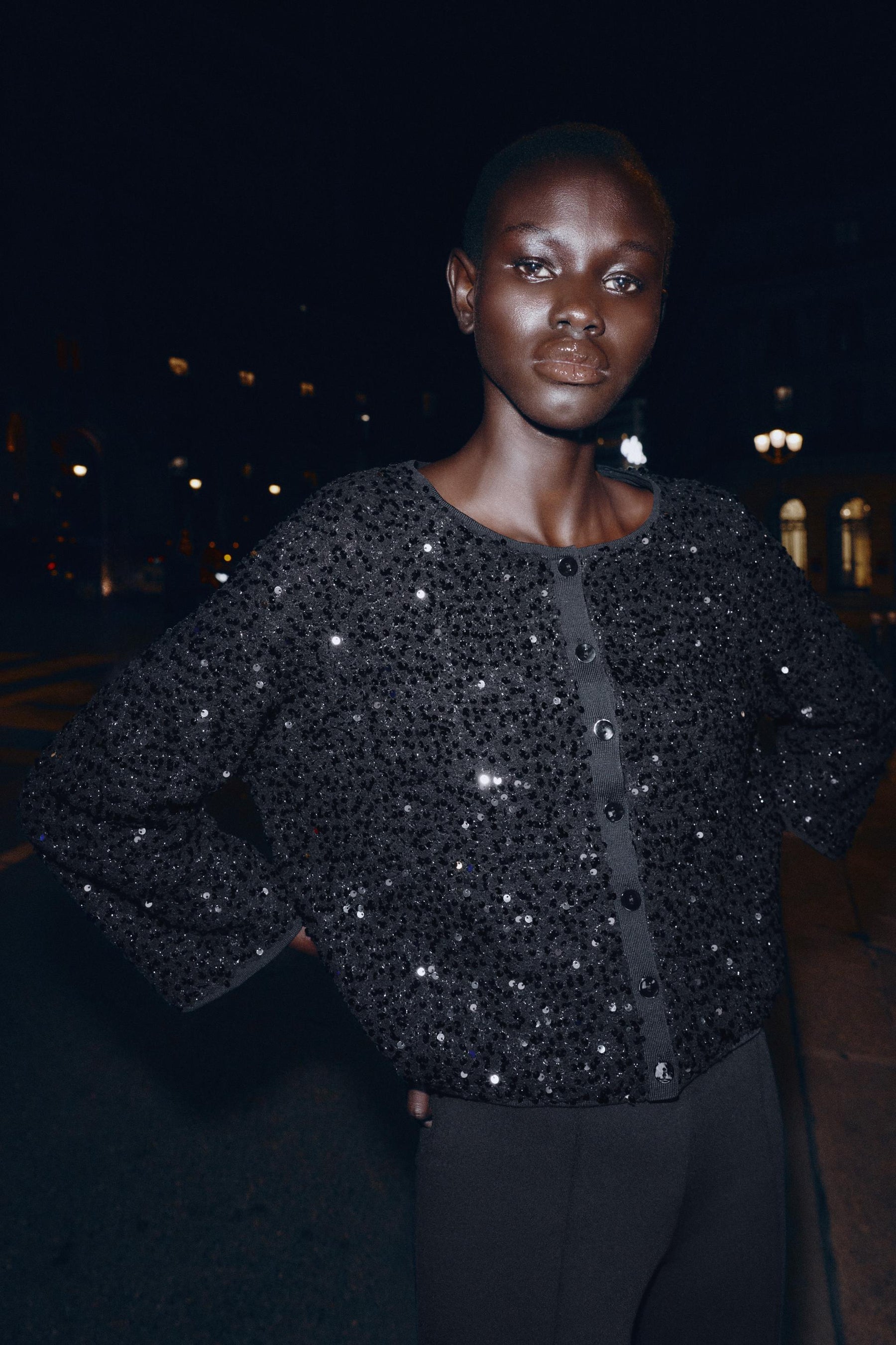 Pailletten-Strickjacke