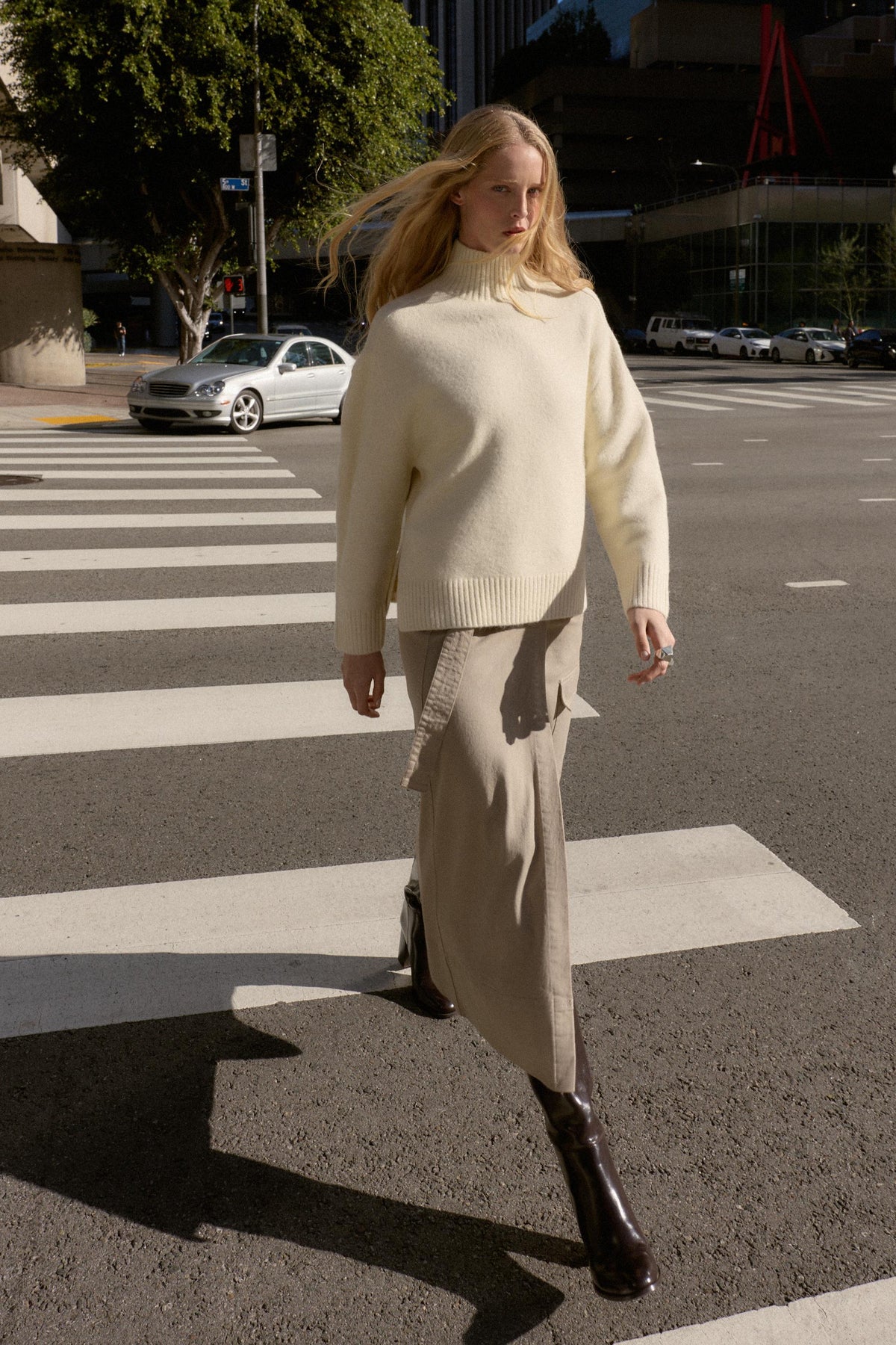 Strickpullover mit hohem Kragen