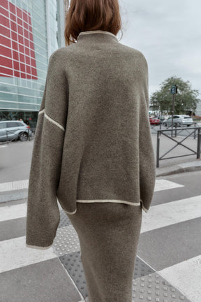 Strickpullover mit Borten