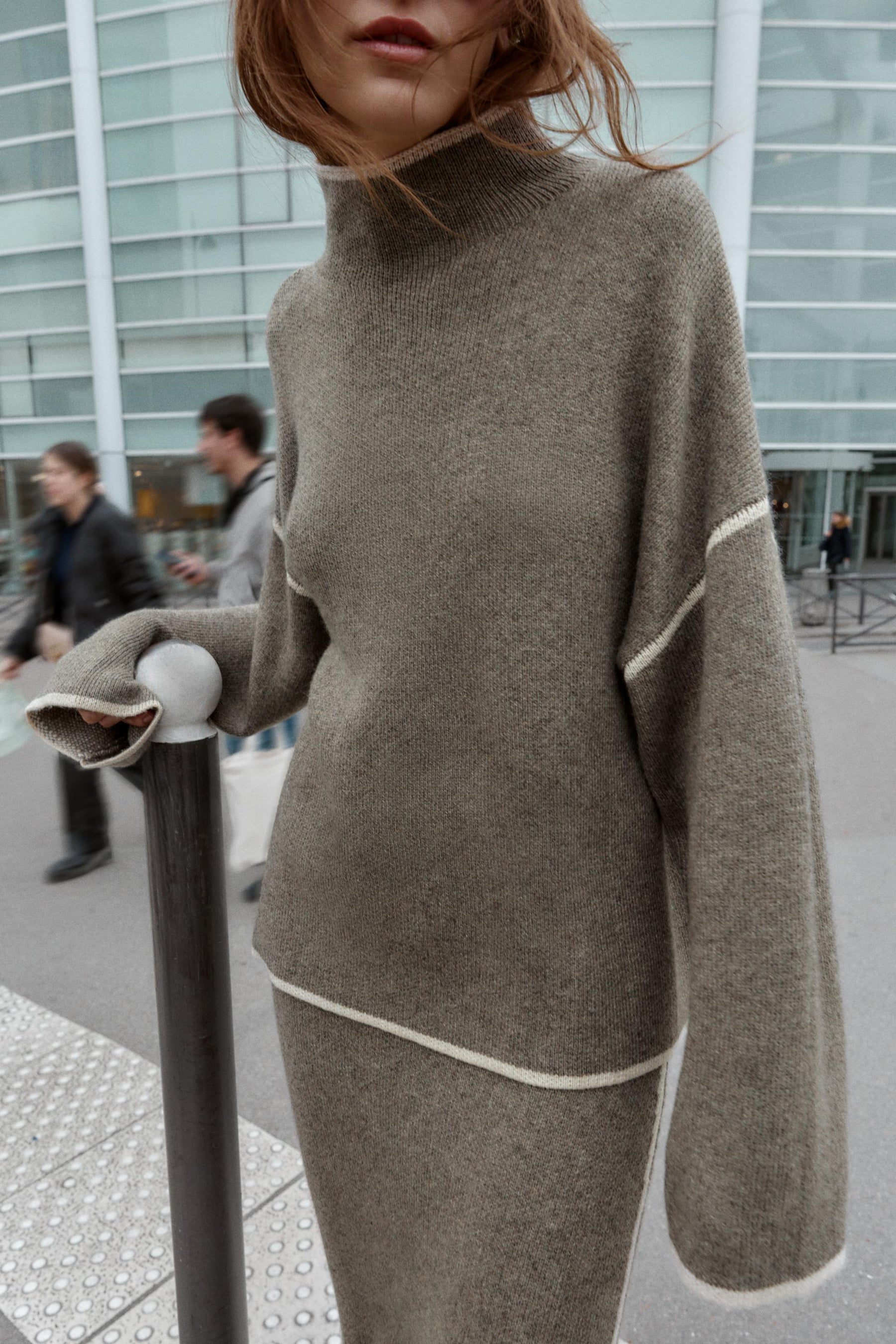 Strickpullover mit Borten