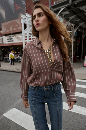 Gestreiftes Hemd mit Tasche