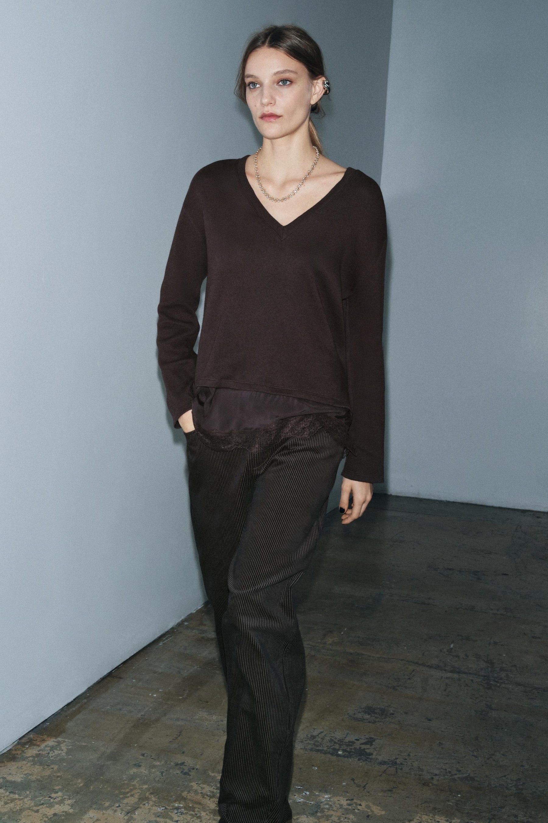 SPITZEN-KOMBINATIONSSHIRT