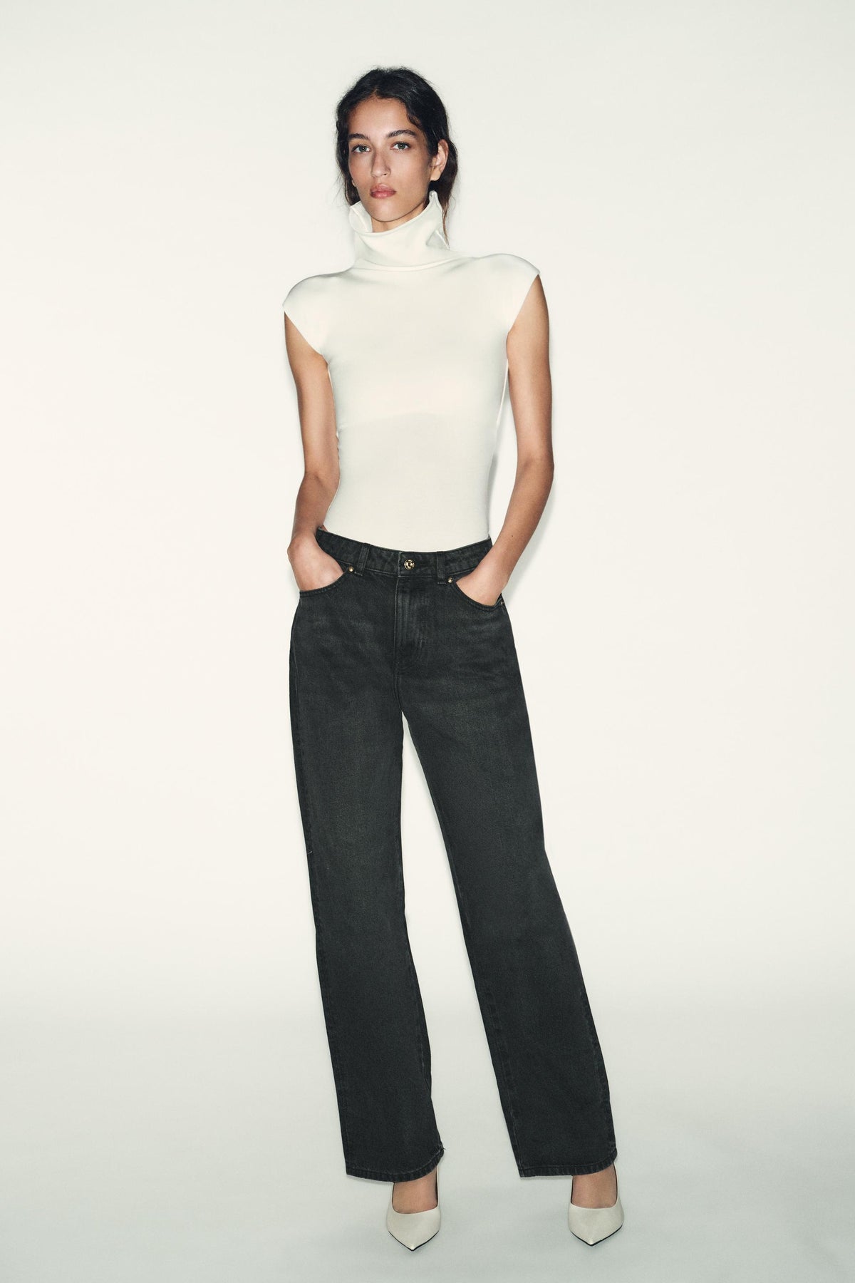 BODYSUIT AUS BAUMWOLLE MIT HOCHAUSSCHNITT