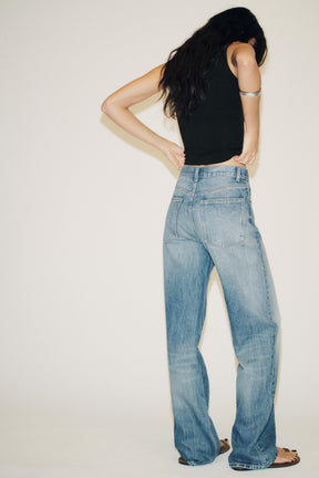 Weit geschnittene High-Waist-Jeans