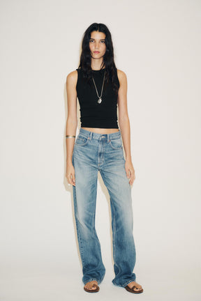 Weit geschnittene High-Waist-Jeans