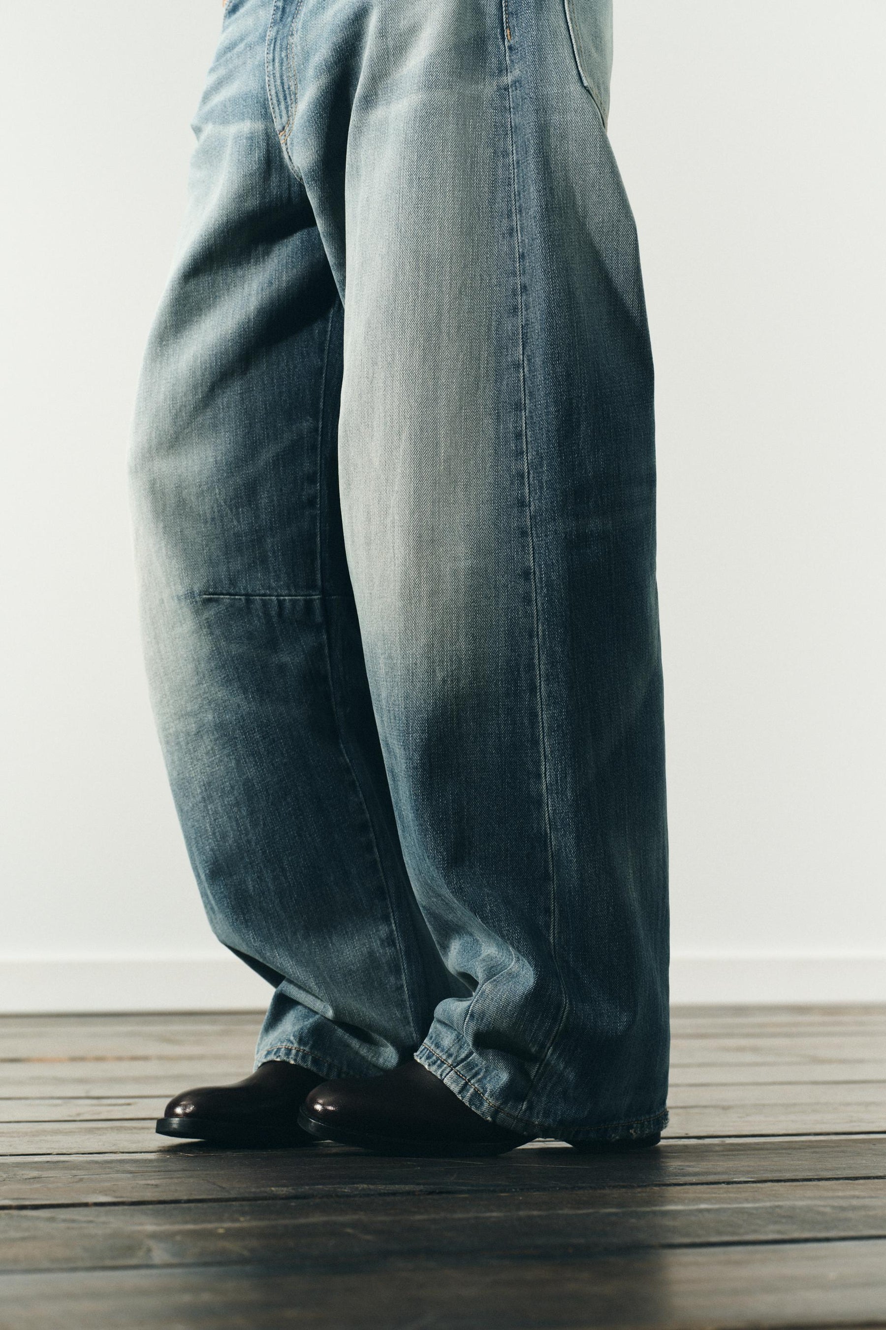 Baggy Jeans mit mittelhohem Bund