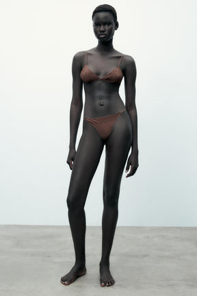 String aus strukturierter Seide