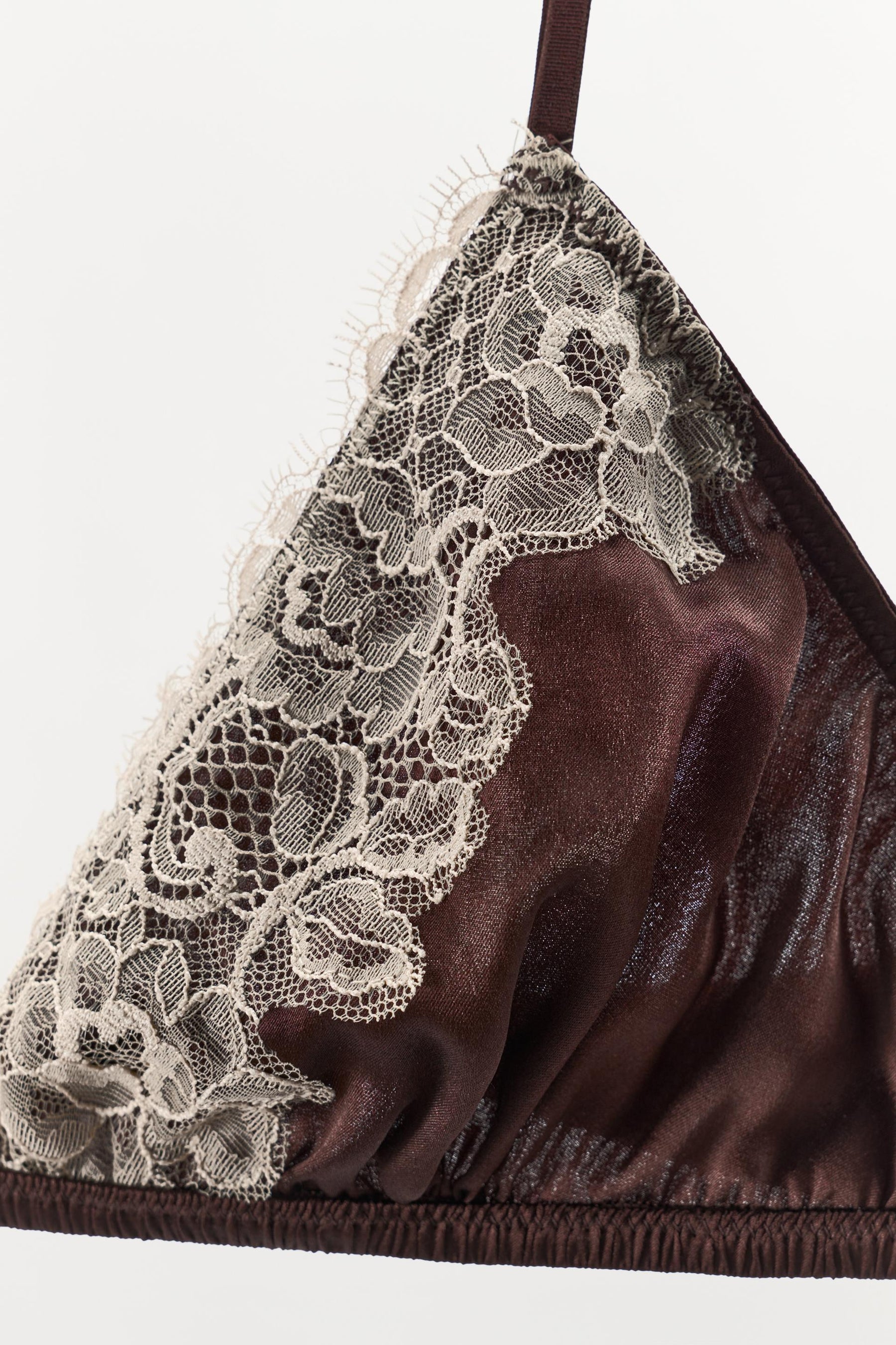 Seidenspitzen-Bralette