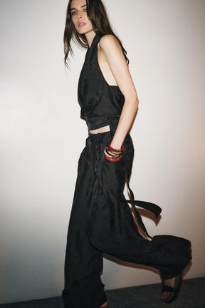 Neckholder-Top mit Blumenjacquardmuster