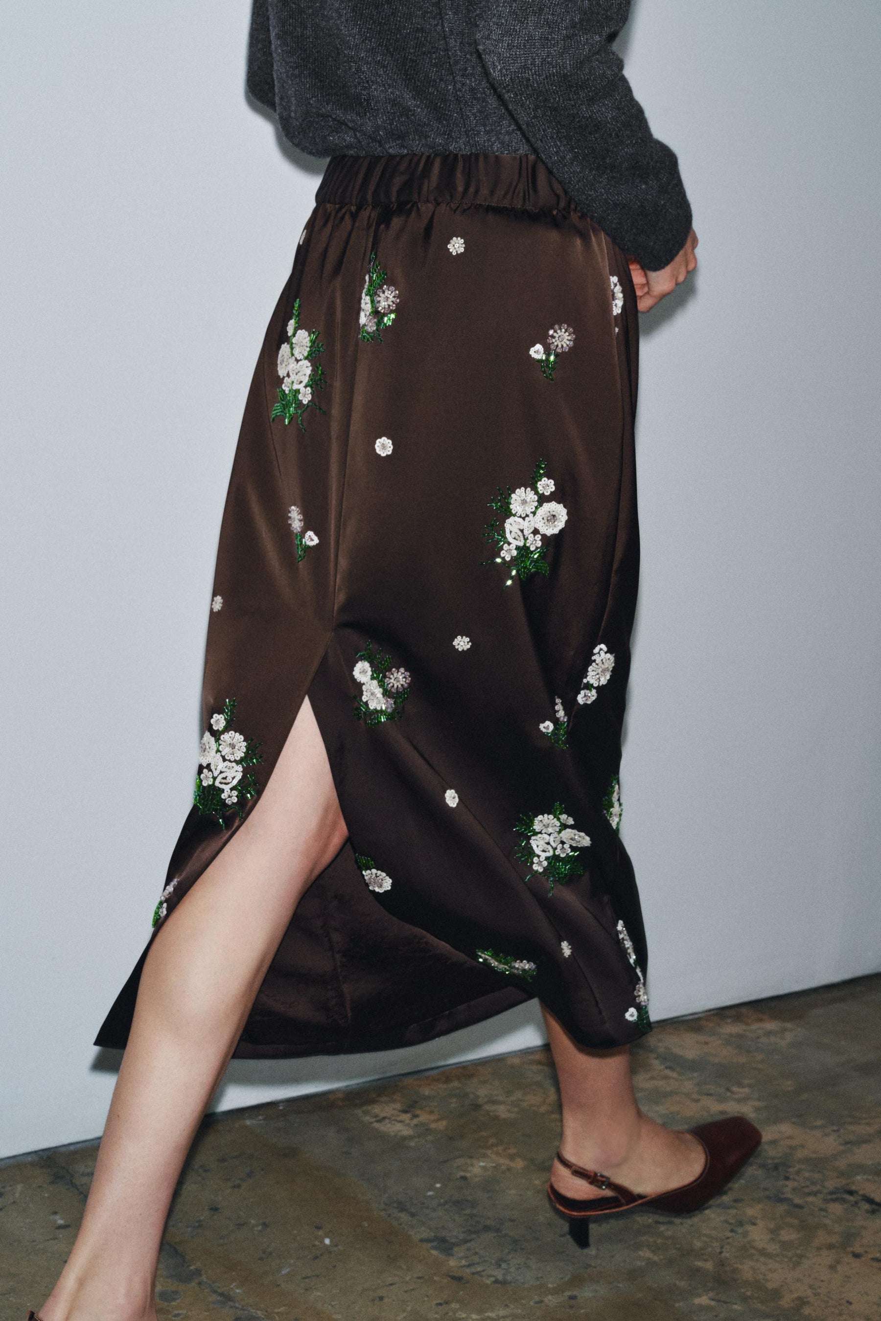 Paillettenbestickter Moderock