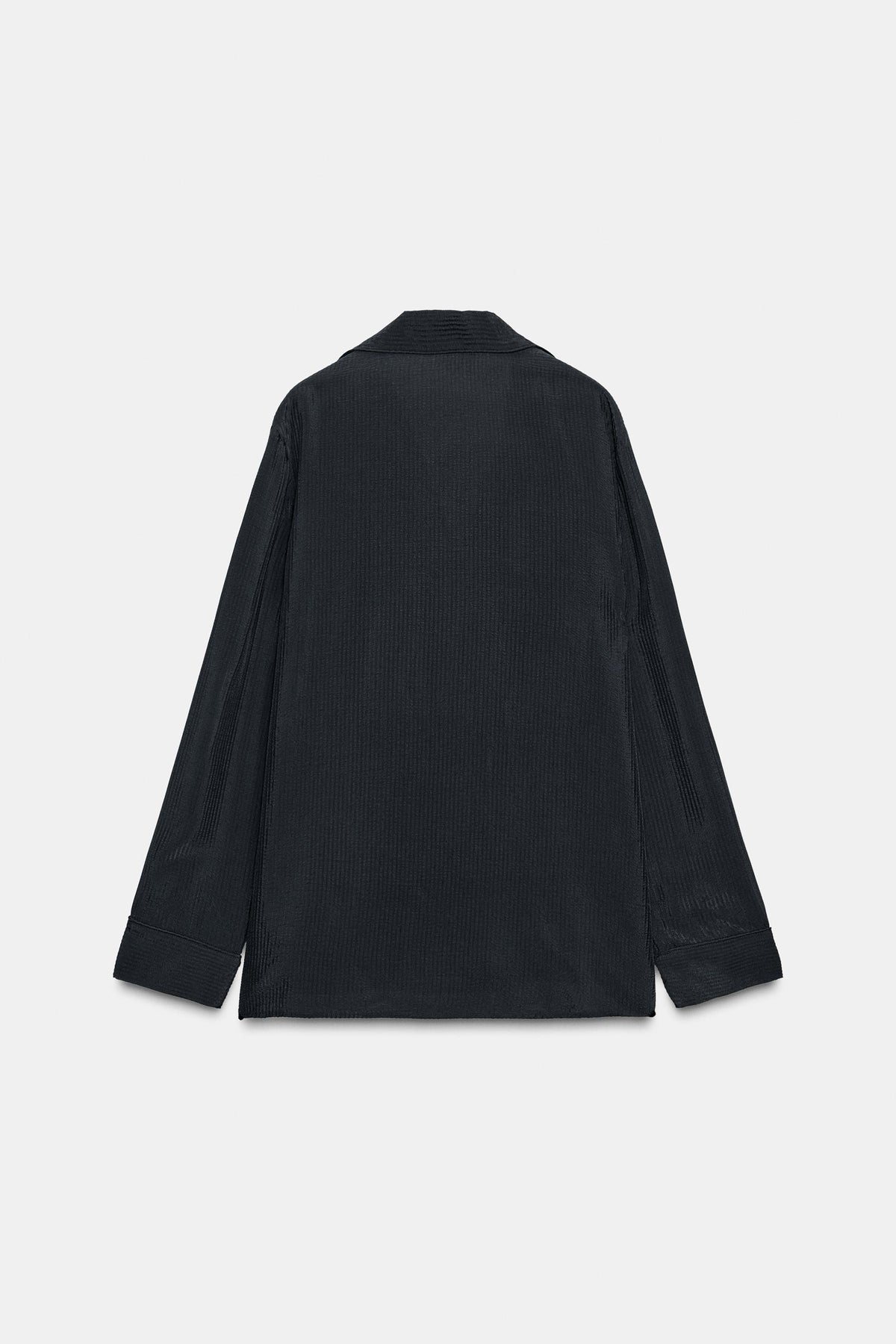 Fließendes Hemd mit Tasche