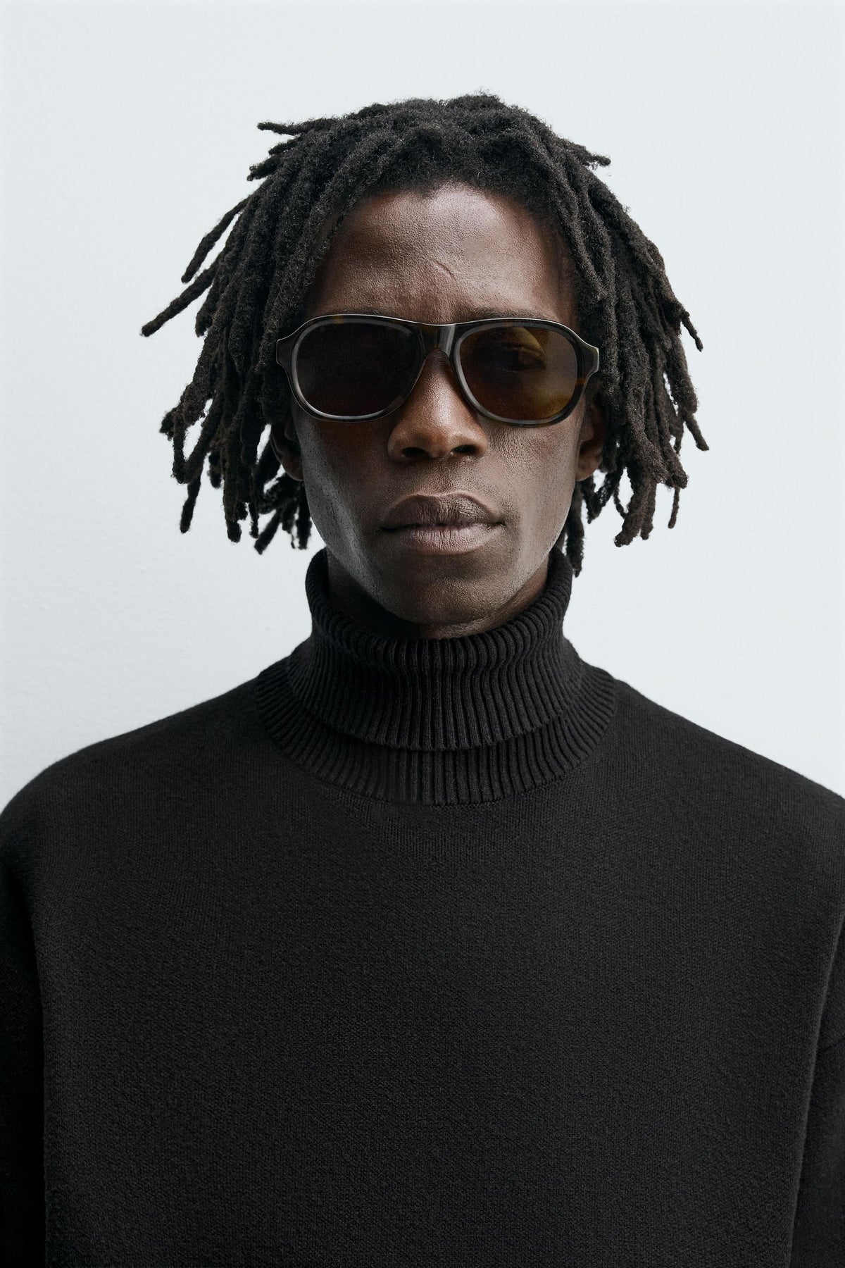 SQUARE SUNGLASSES - Image 1