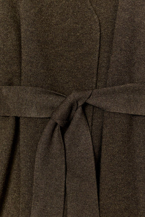 Strickjacke mit Gürtel