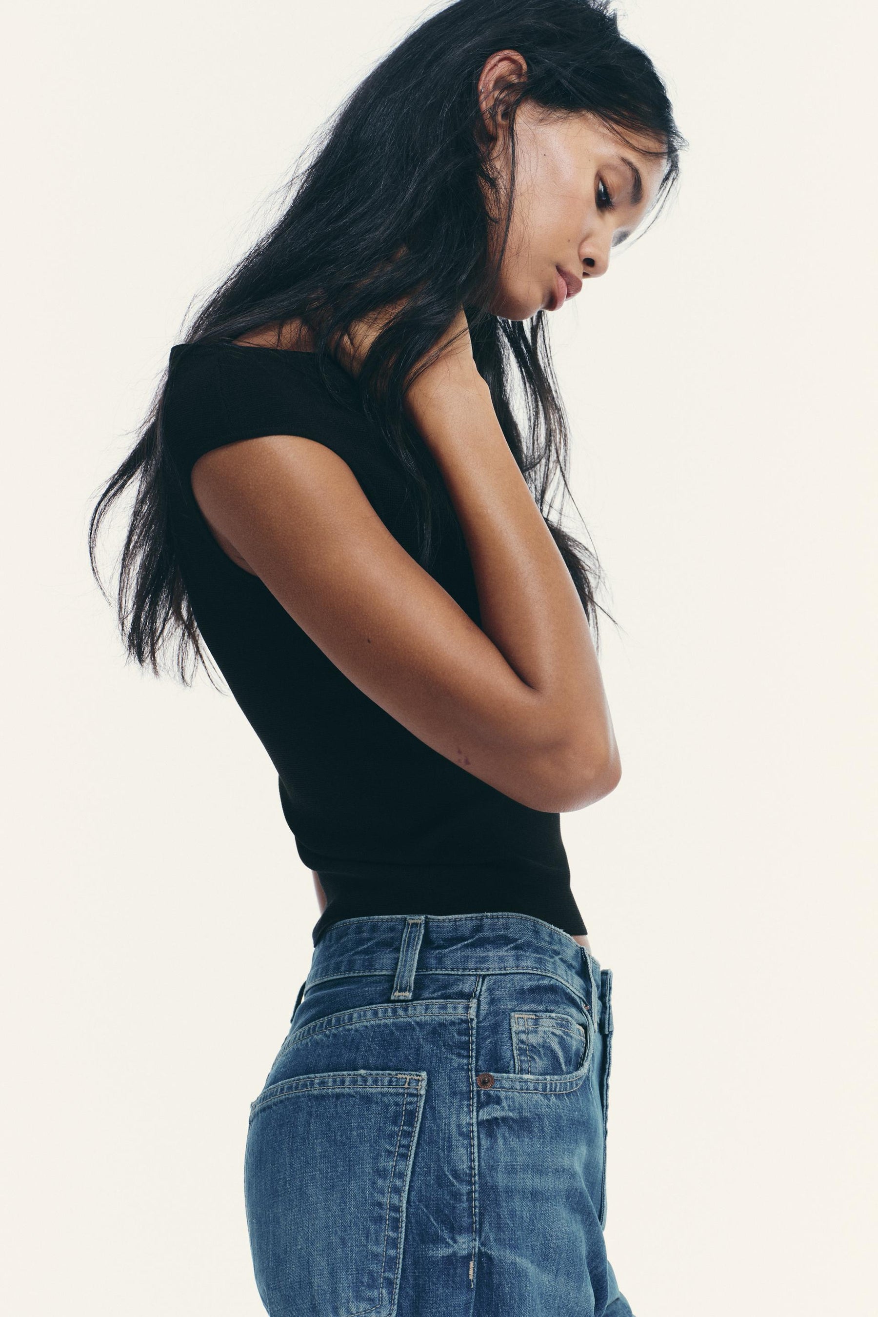 PLAIN KNIT BOAT NECK TOP - Image 3