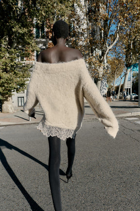 Strickpullover mit Spitze