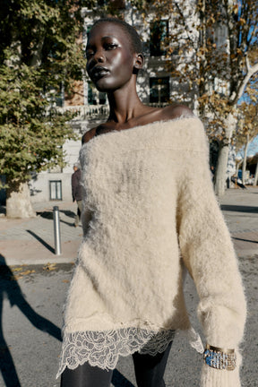 Strickpullover mit Spitze