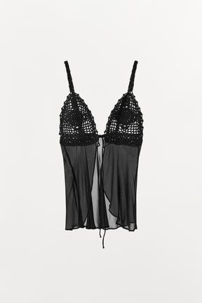 Hemd mit Häkelborte